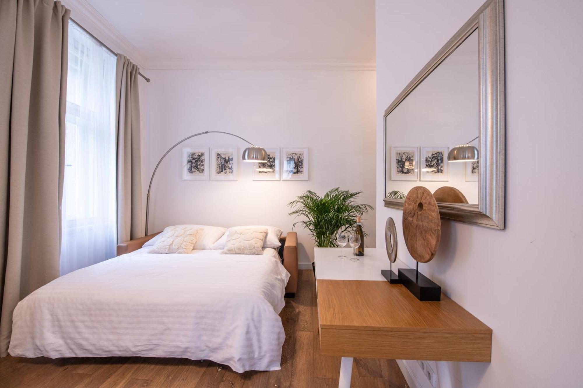 Modern Downtown - Renovated, On Ideal Location Apartment Prague