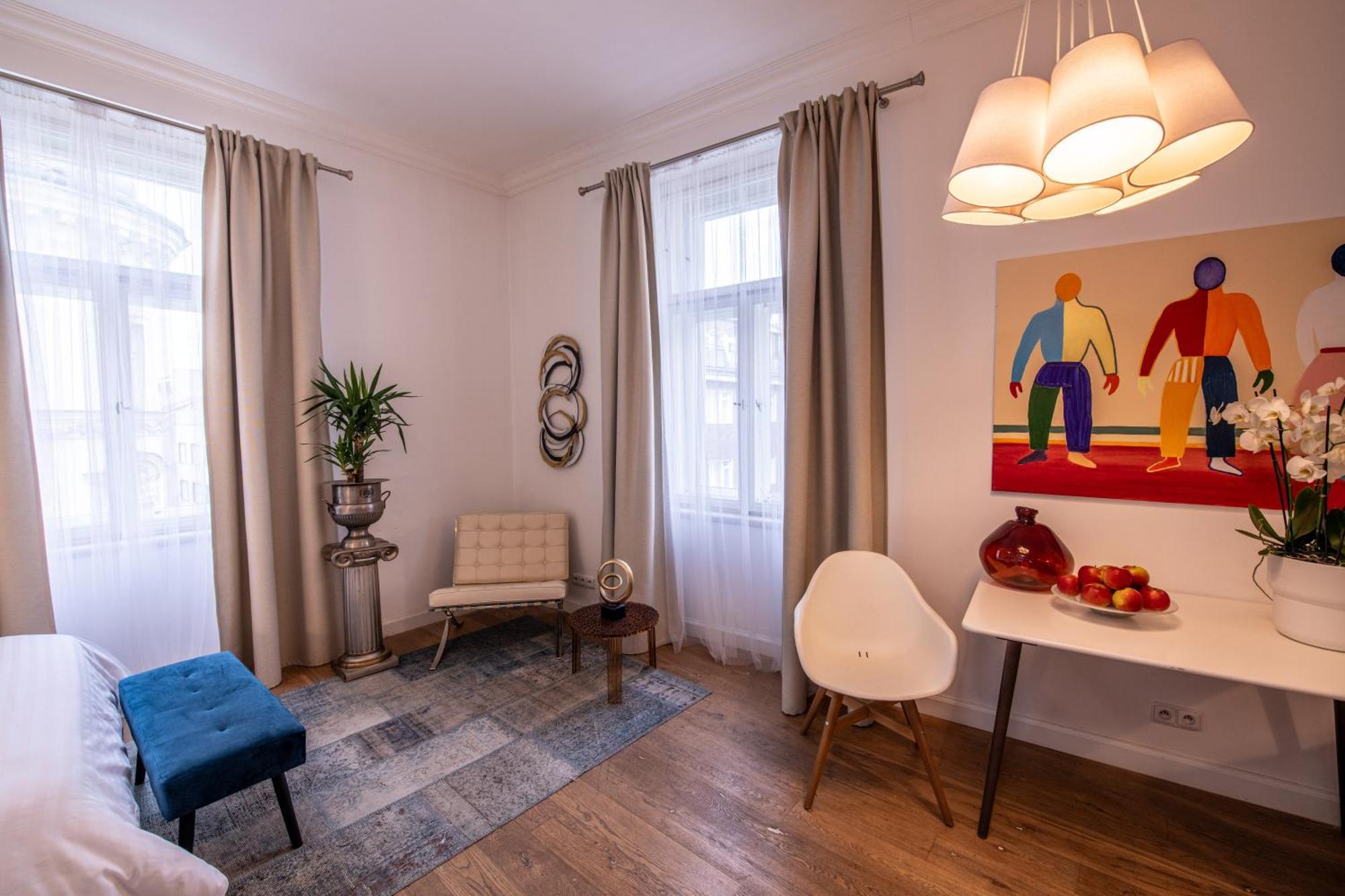 Modern Downtown - Renovated, On Ideal Location Apartment Prague