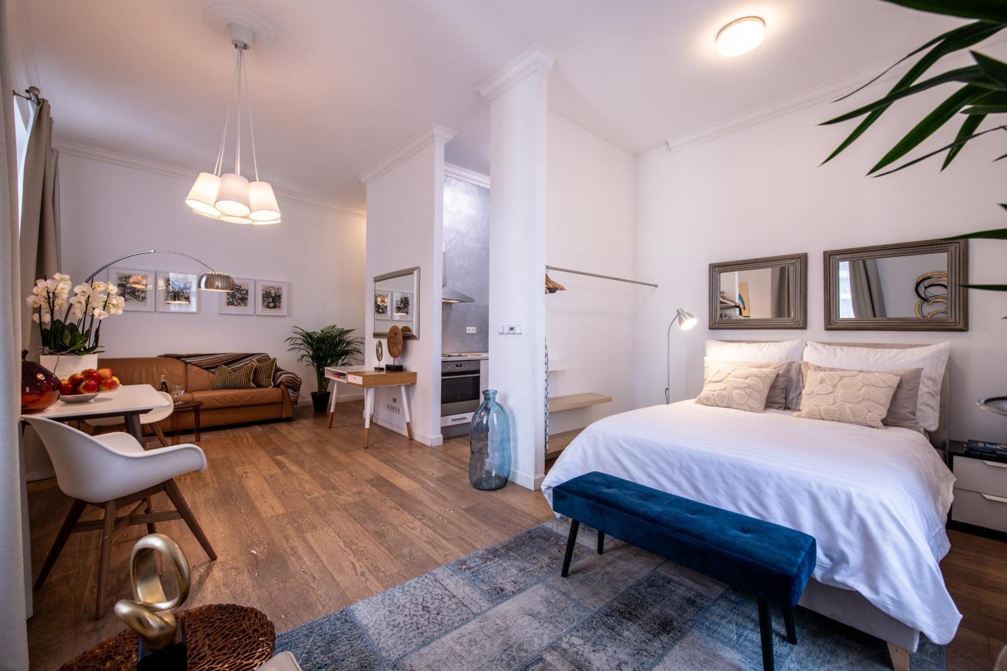Modern Downtown - Renovated, On Ideal Location Apartment Prague