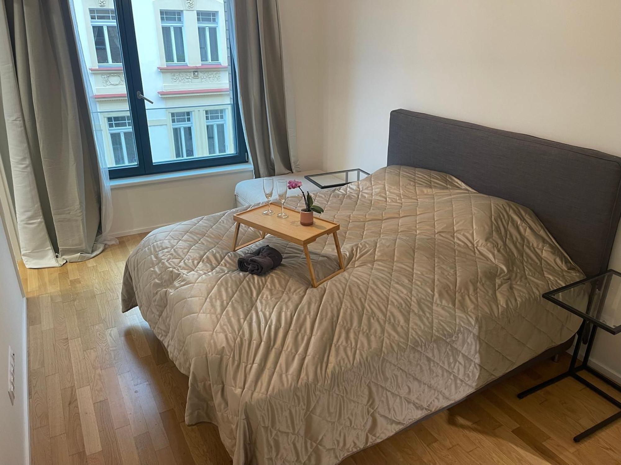 Lejlighed 4 Room, 2 Bath, Parking Prag