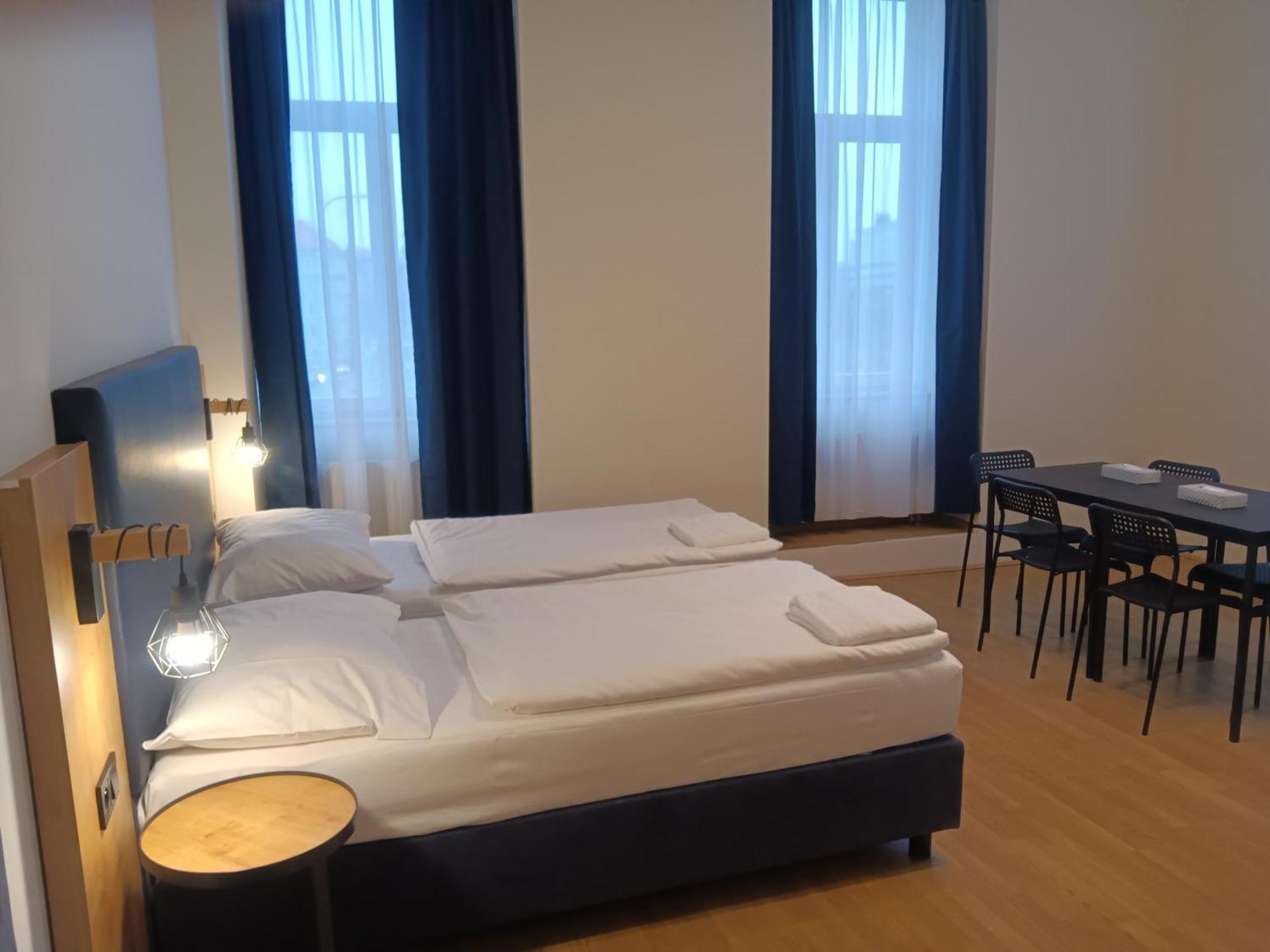 Powder Tower Aparthotel *