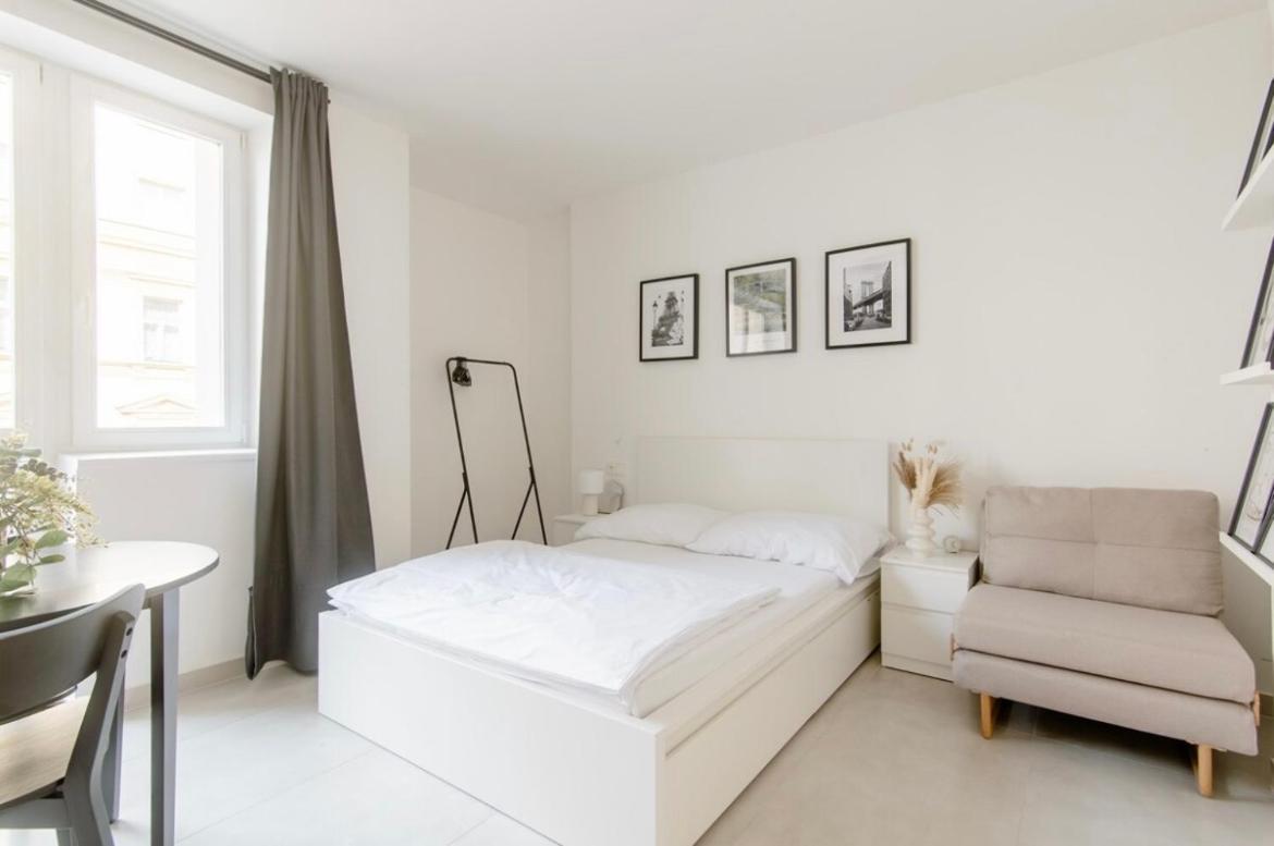 Cozy & New Peace Sq. Apartment *