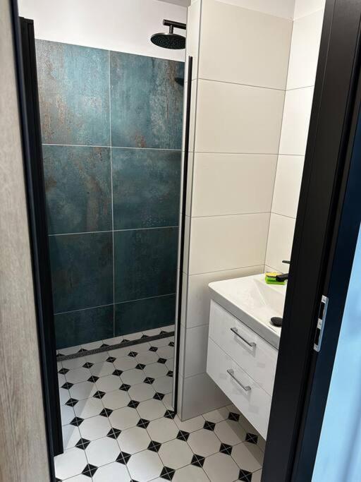 Apartment V Rezidencni Ctvrti Prahy 6 Prag