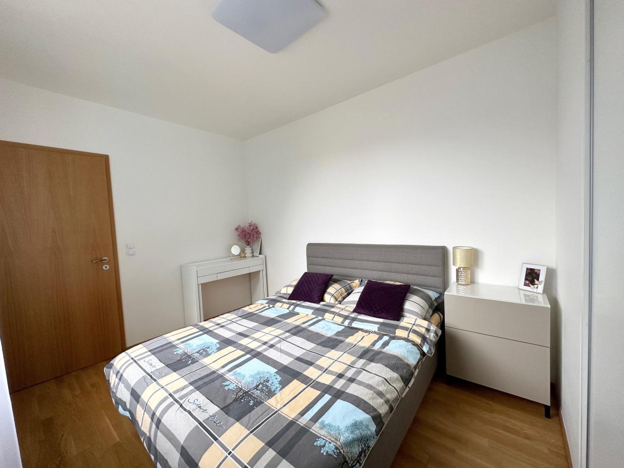 With Free Parking In Apartment Prague