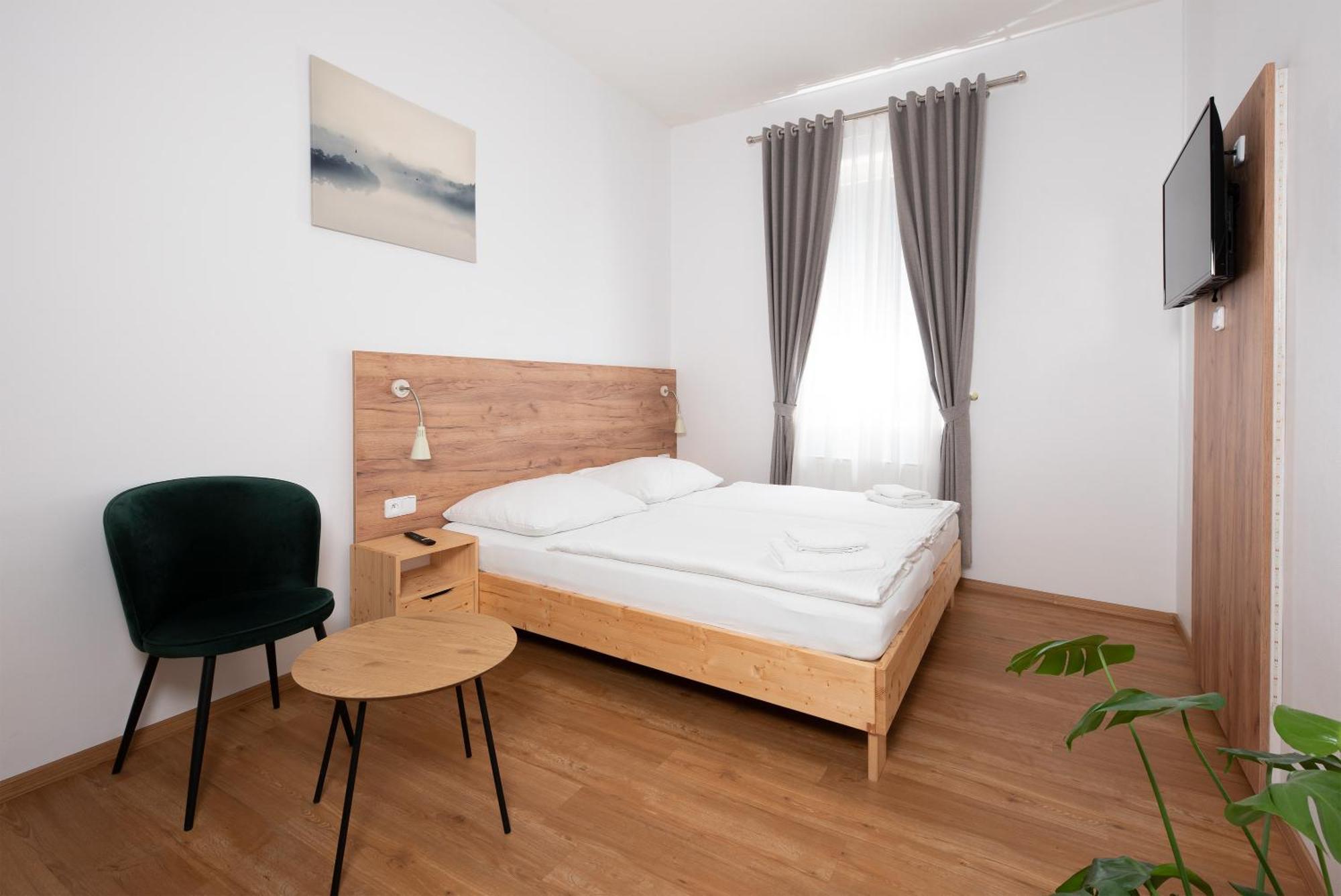 Moveinn 3* Prag