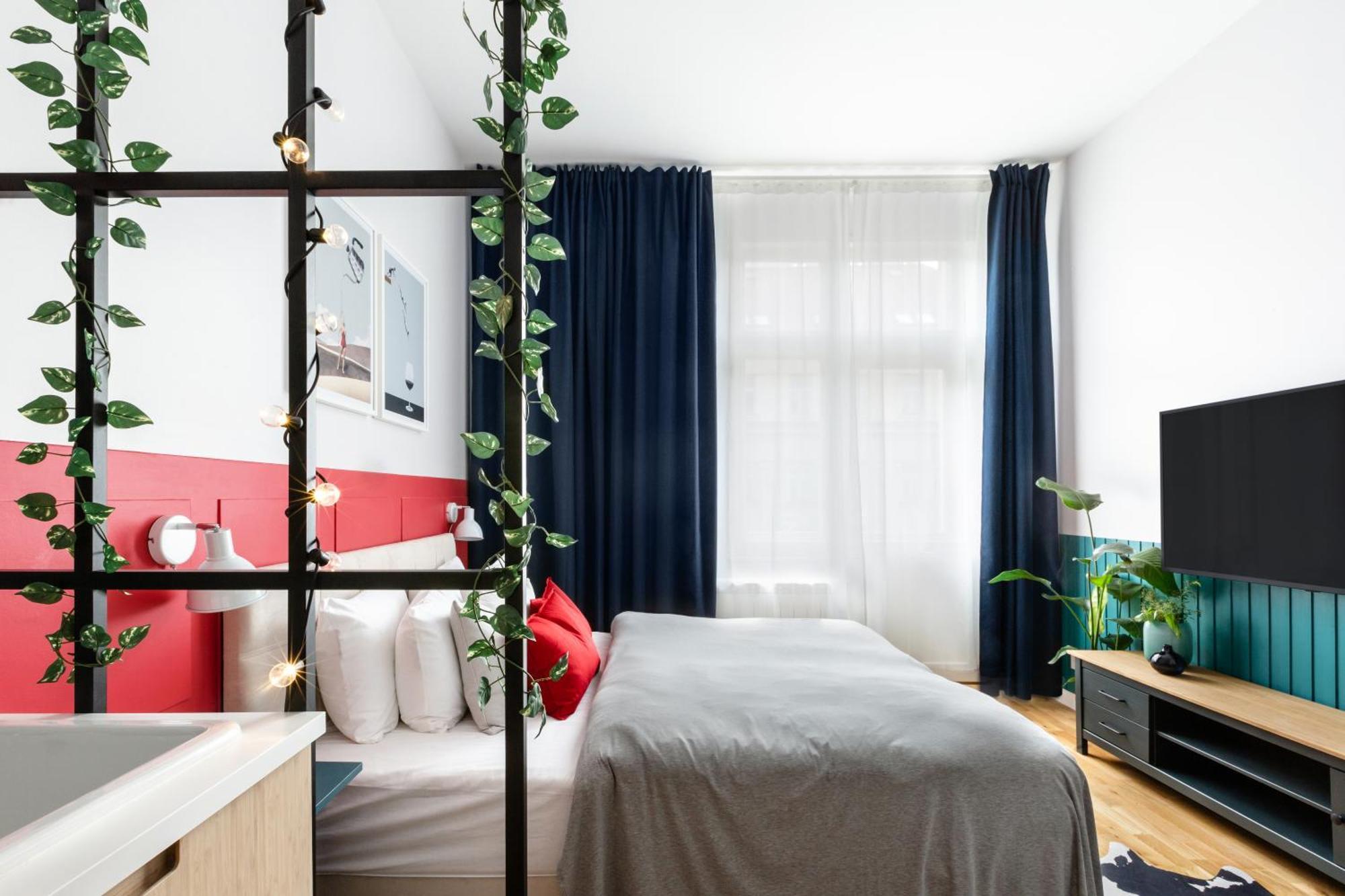 Turnkey I Charles Square Apartment *