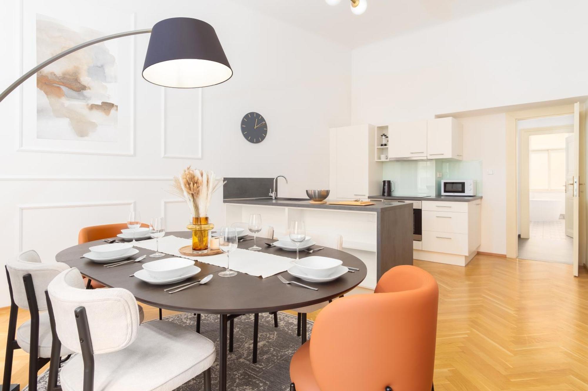 Stru House By Days - Luxurious Next To National Theatre *