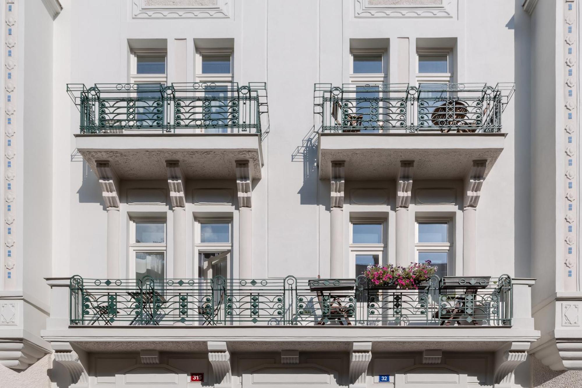 Turnkey I Letna Park Apartment *