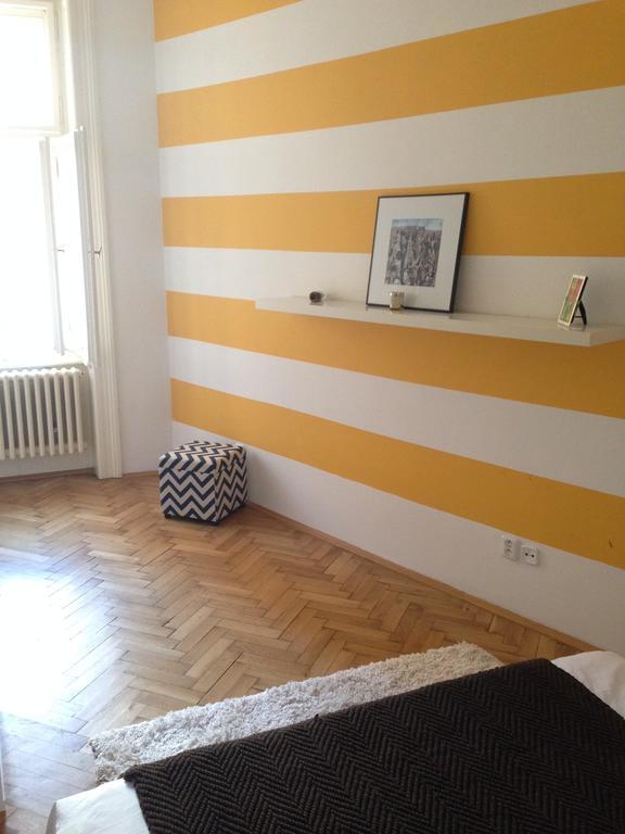 Lägenhet Charming Apt W Balcony Old Town Prag