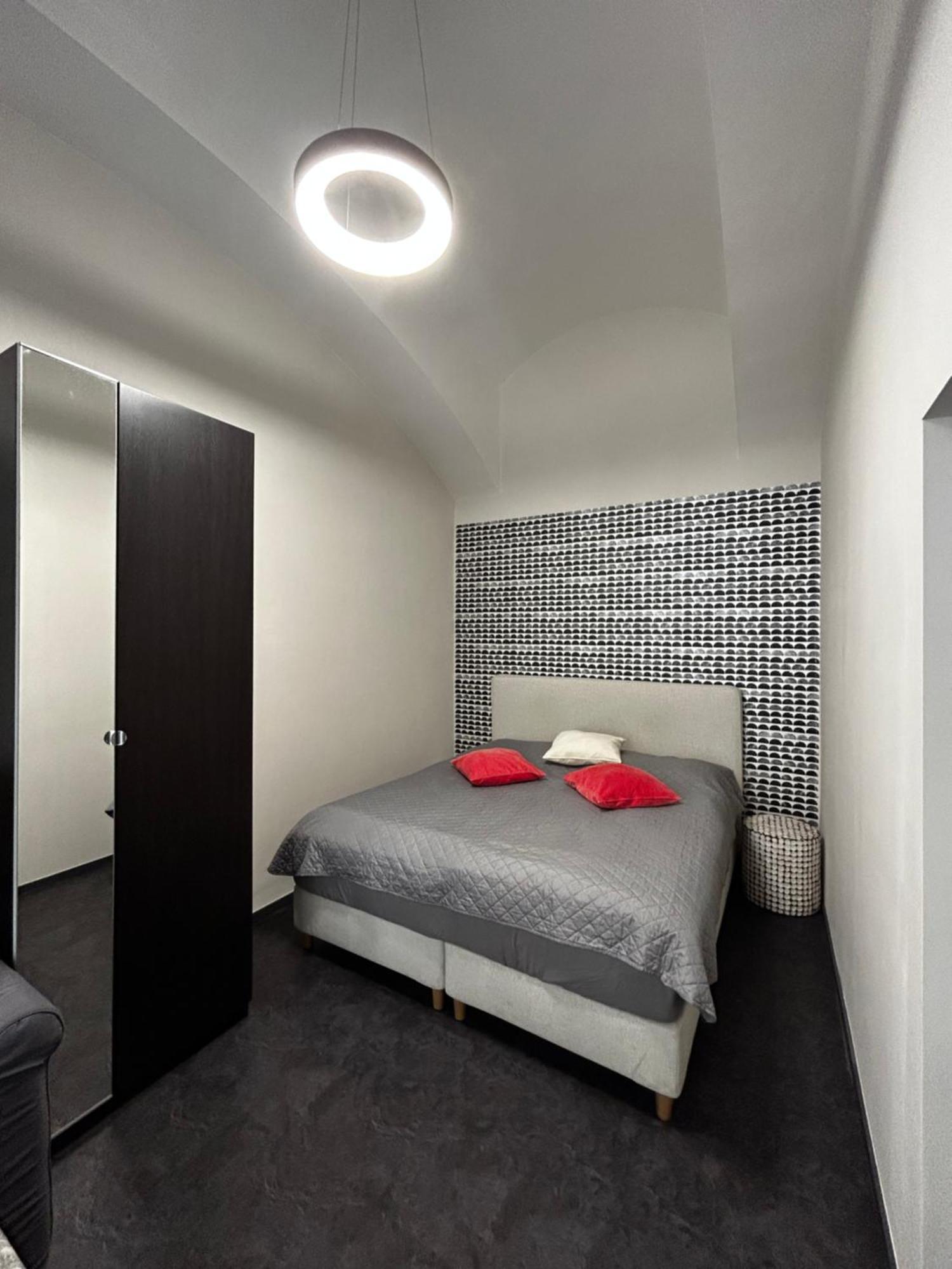 Apartment In The Heart Of *