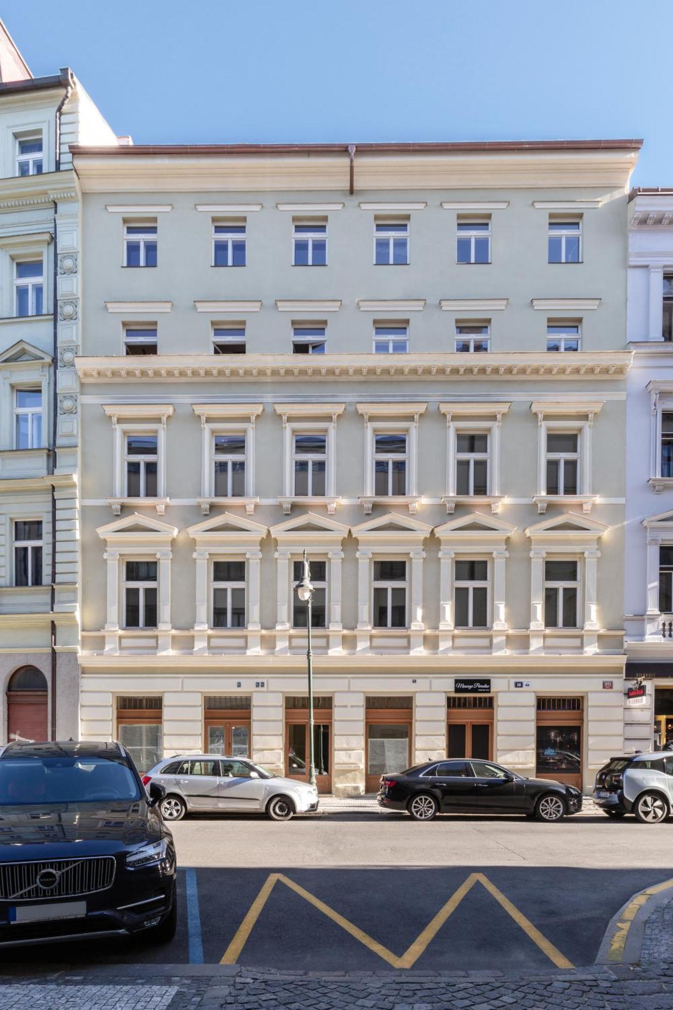 Apartment Turnkey I Republic Square *