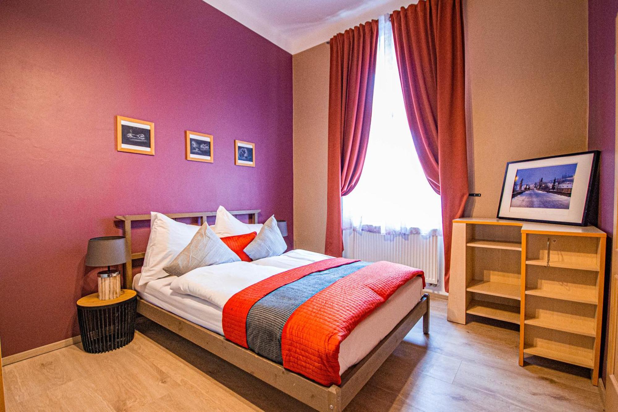 Lägenhet Modern Cozy By Ruterra Prag