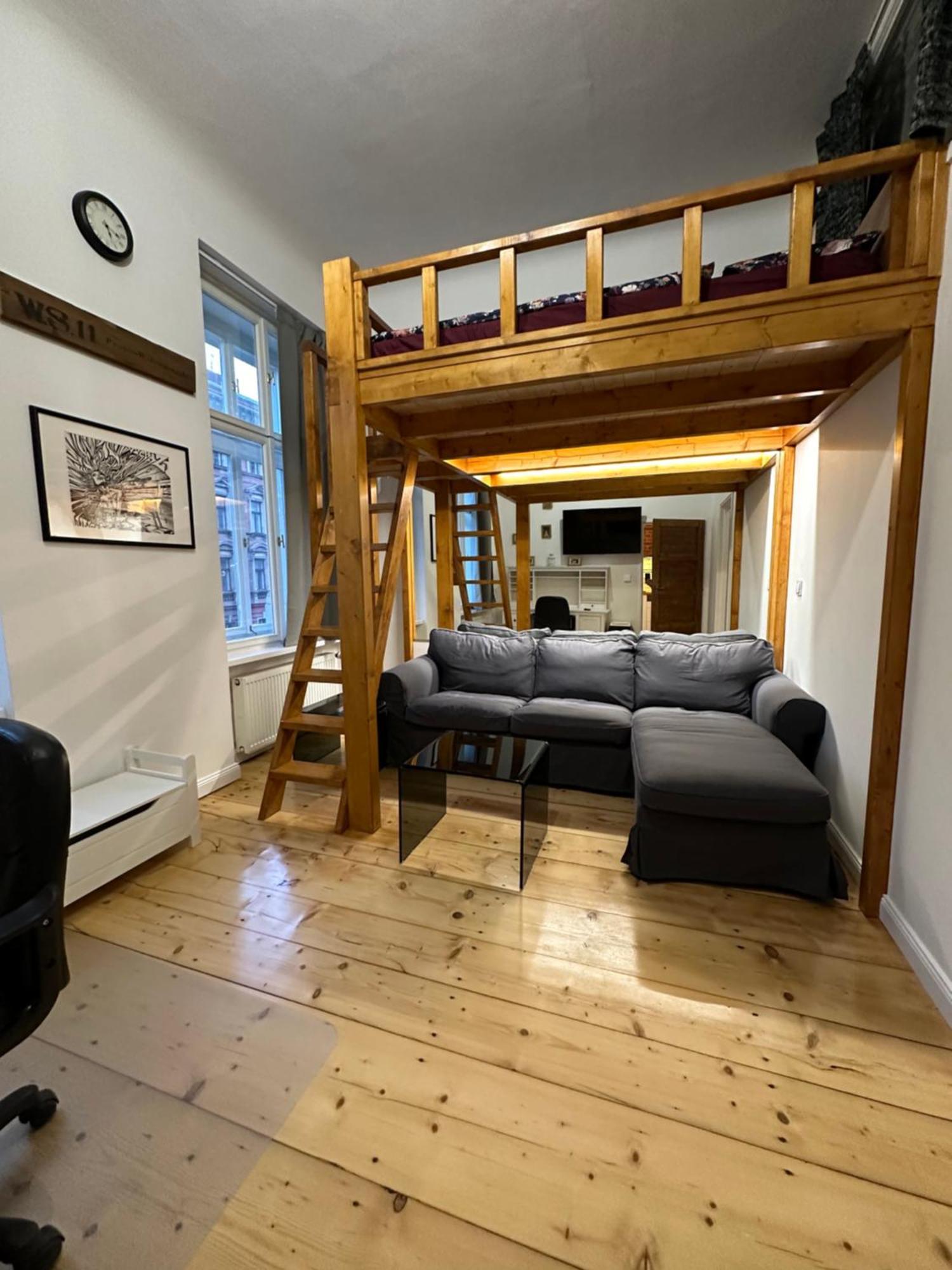 Cozy New Loft Lägenhet