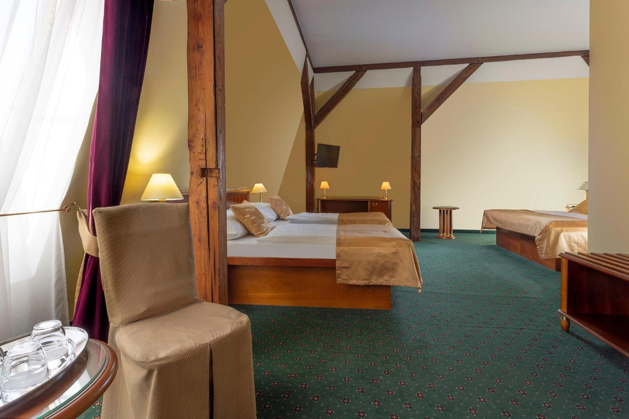 William Hotel 3*