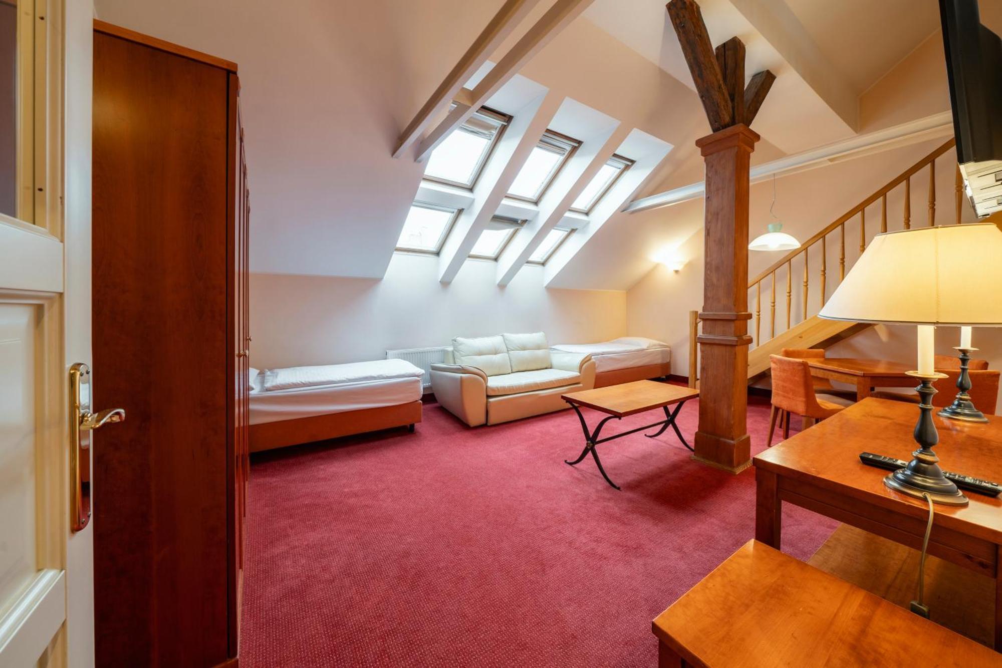 Raffaello Hotel 4*