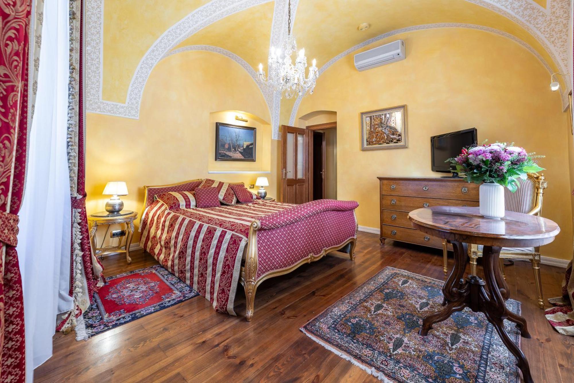 Nosticova Aparthotel *