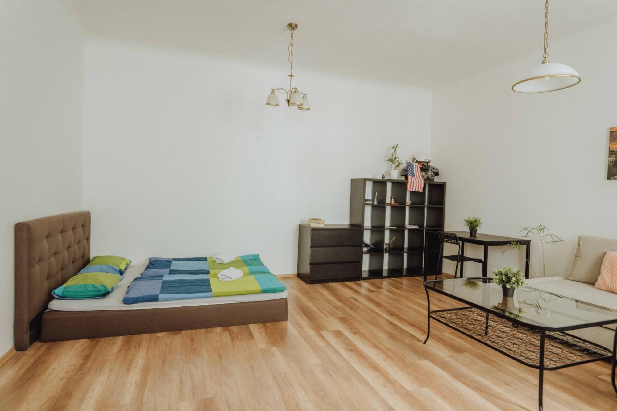 Apartment Central 3bd Old Town Square & Astronomical Clock 100 Metres *