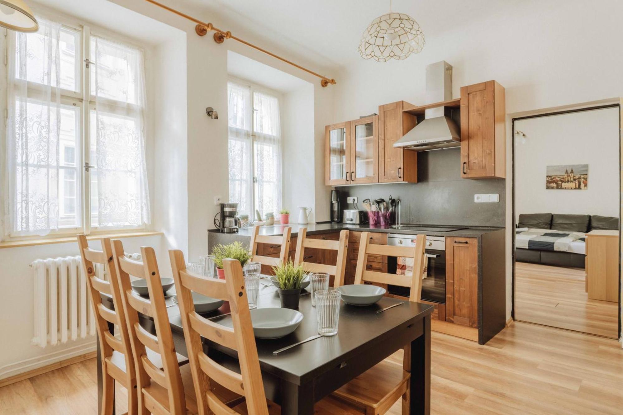 Central 3bd Old Town Square & Astronomical Clock 100 Metres * Prag