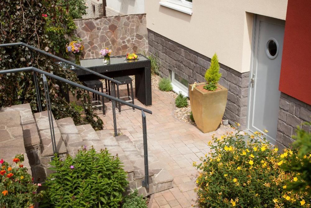 2+kk, 50 M2 V Klidne Lokalite. 10 Min Od Centra Prahy. Apartment