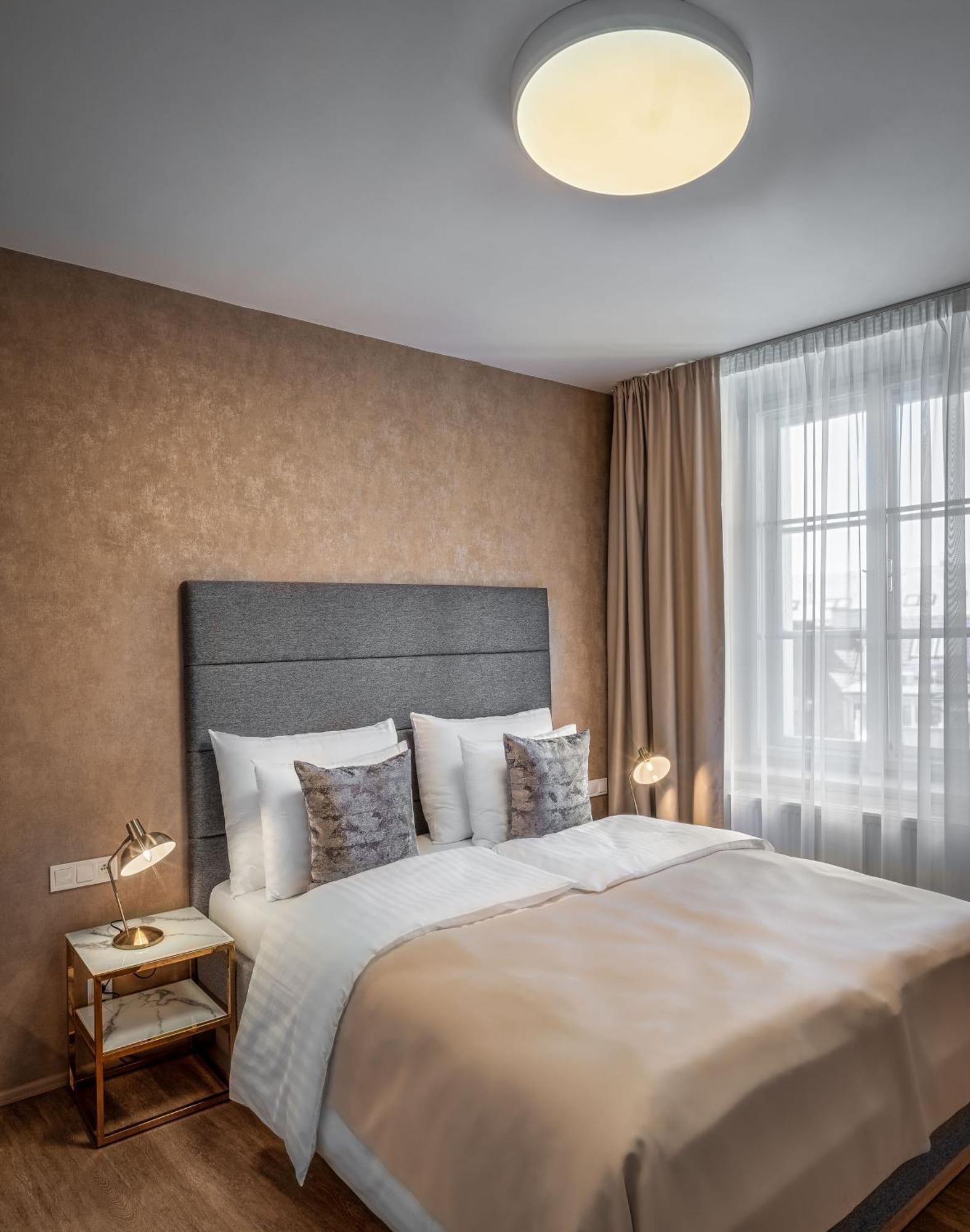 Theatre 9 By Adrez Apartment Prag