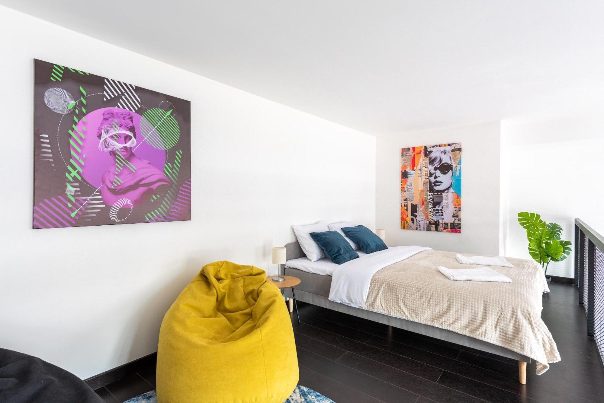 Duplex With 3 Bedrooms *