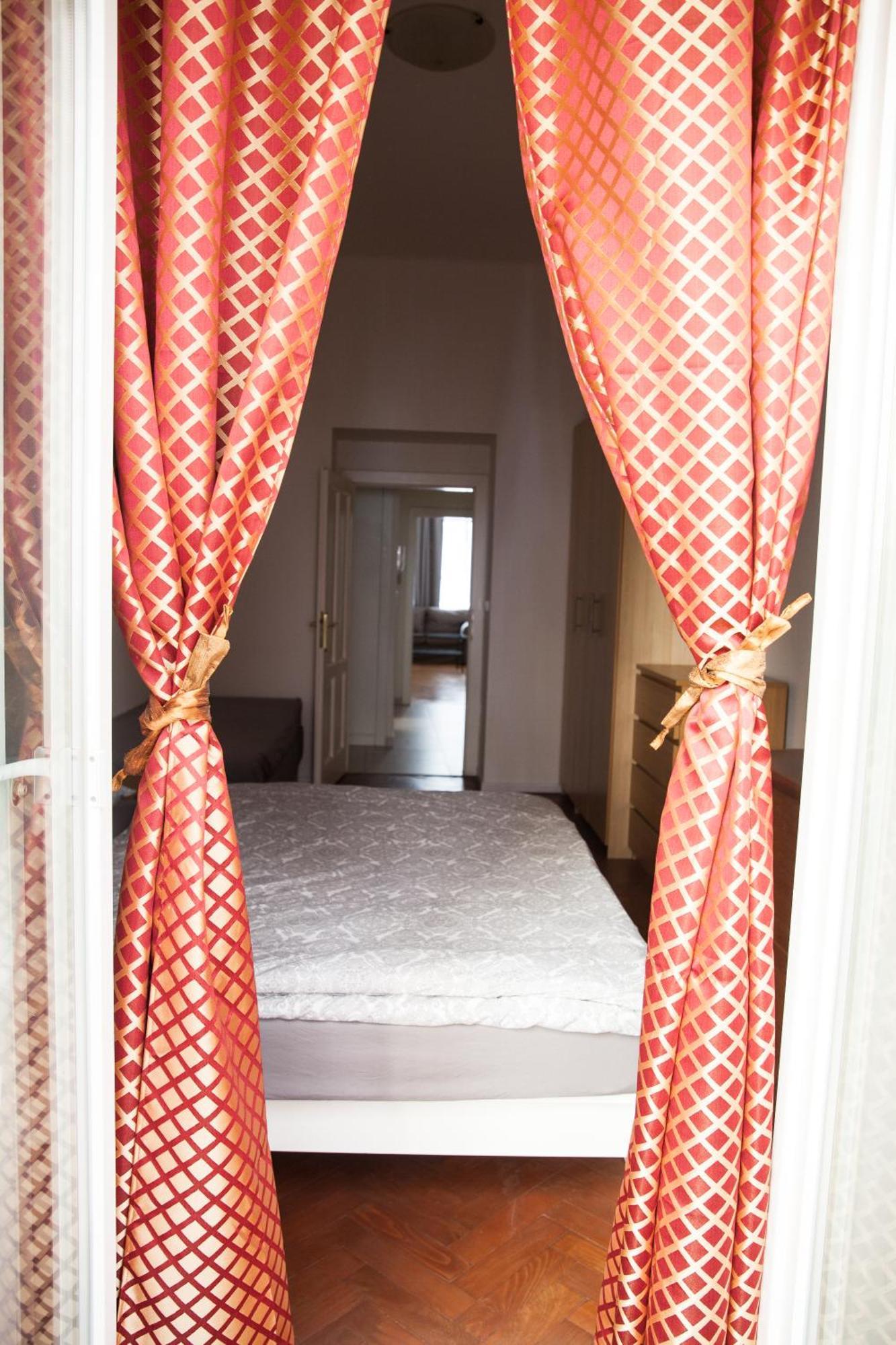 Spacious 2 Bedroom With Terrace * Prag