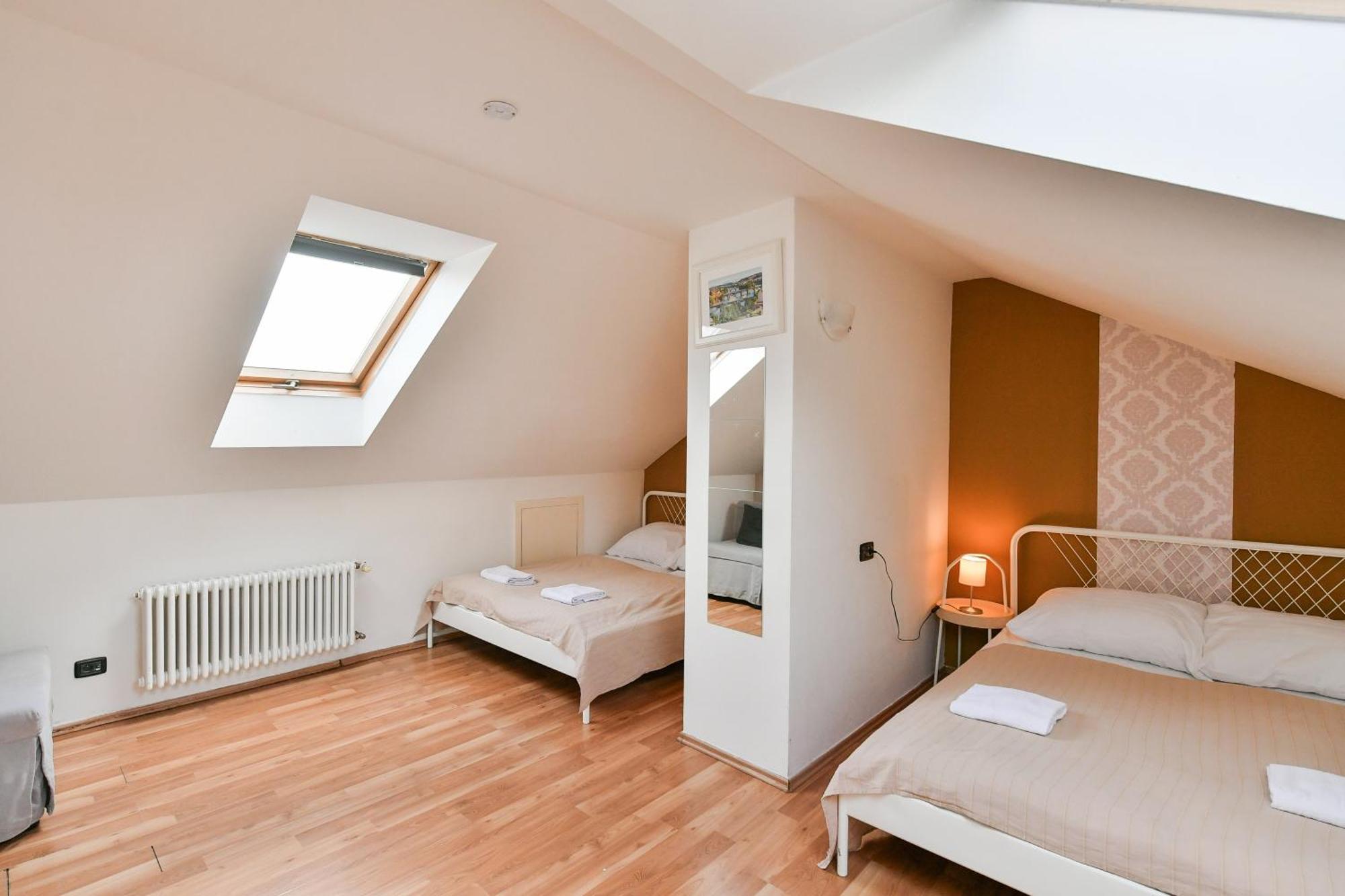 Central 3Bdr Penthouse With Terrace&Ac * Prag
