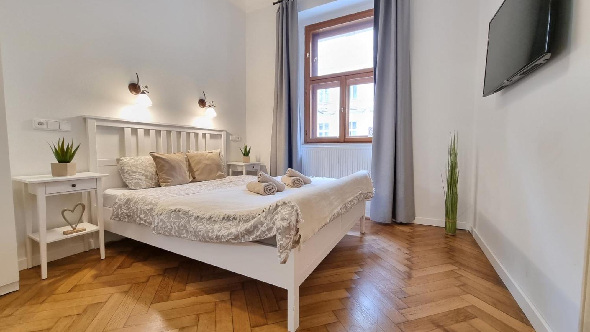 Finnem Florenc Apartment *