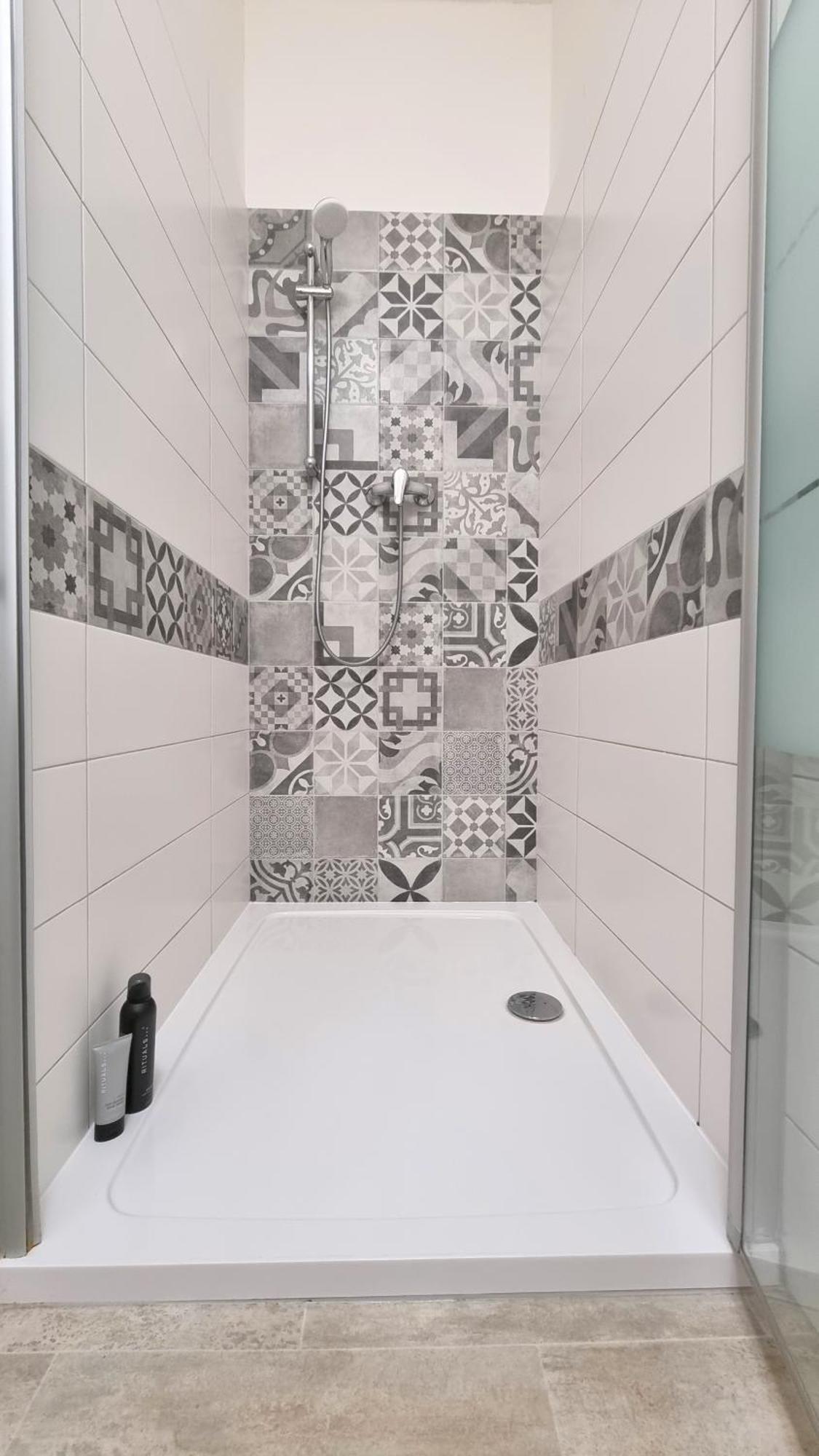 Finnem Florenc Apartment