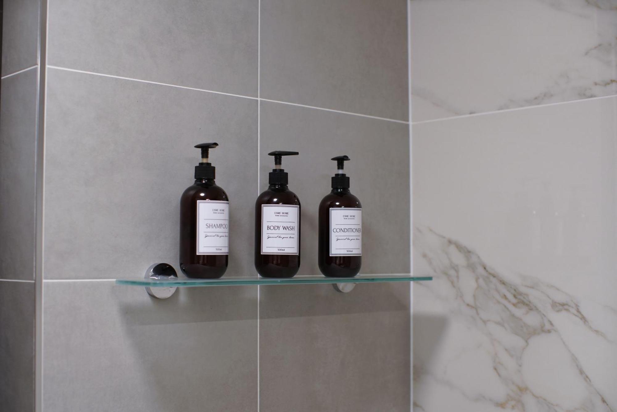Holesovice Delight: Modern Comfort With A Twist In 7 *