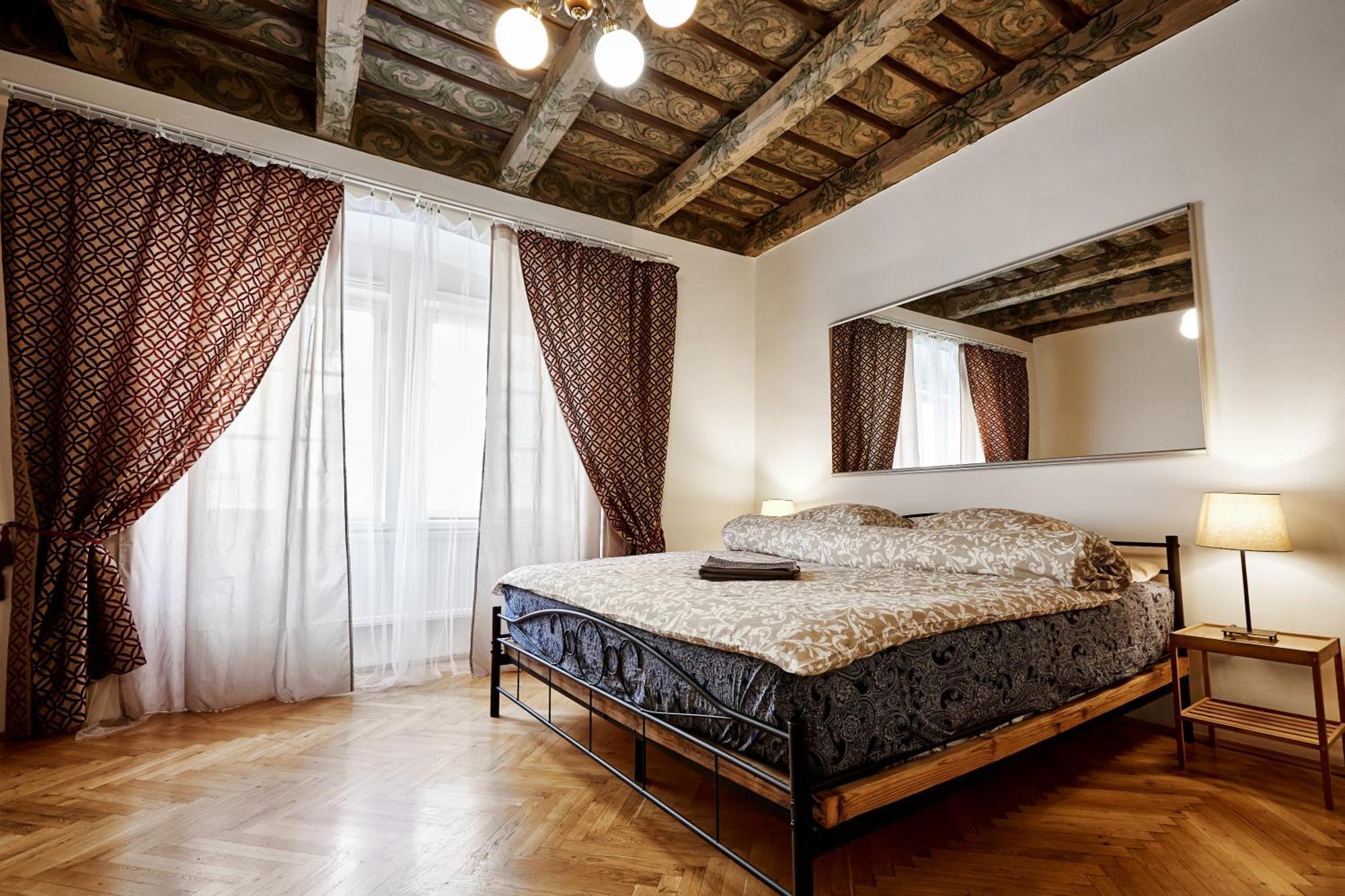 Homestay At The Blue Lion & Parking Assistance