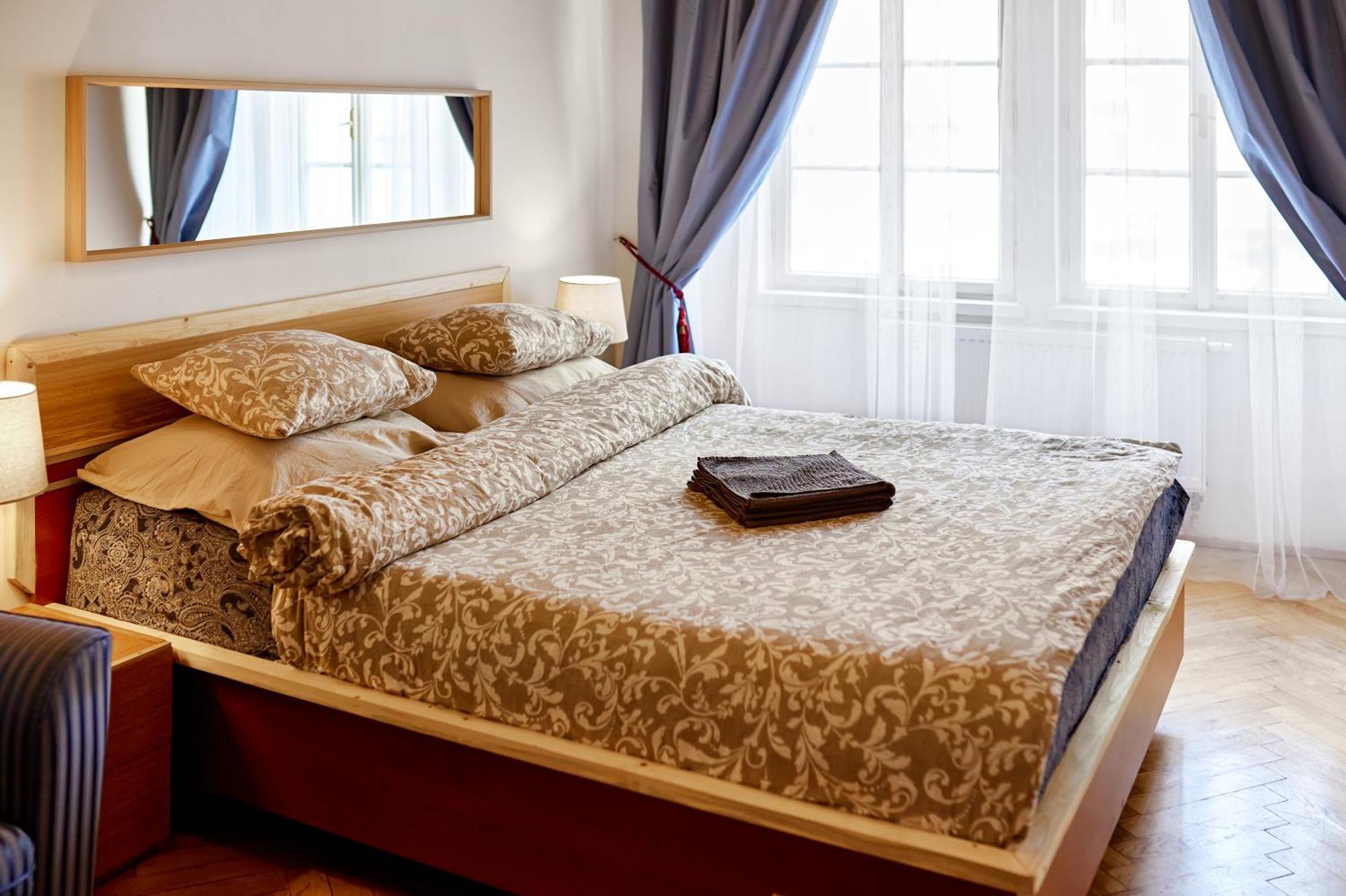 Homestay At The Blue Lion & Parking Assistance