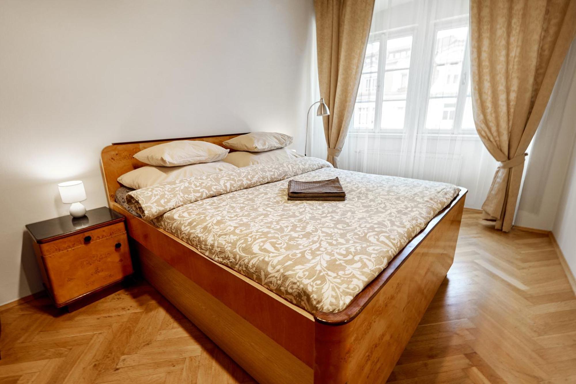 Homestay At The Blue Lion & Parking Assistance