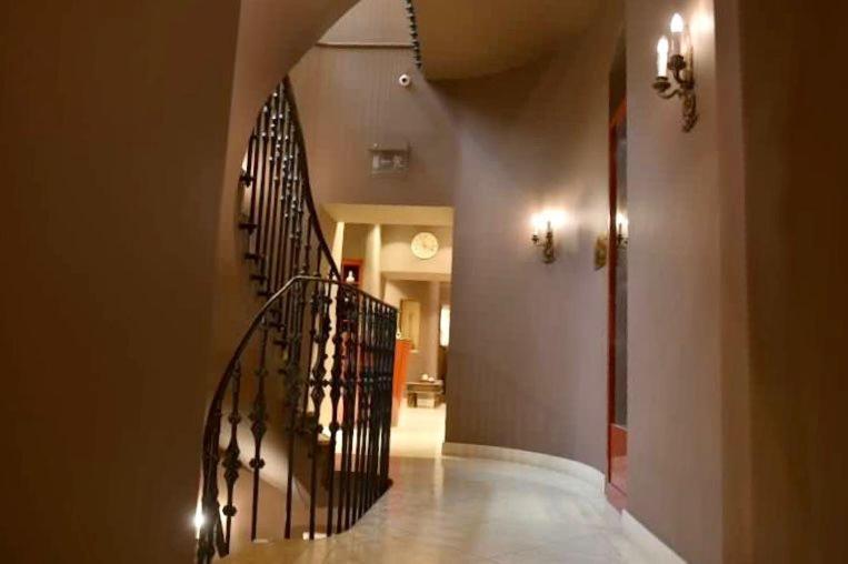 Le Palais Art Hotel 5*