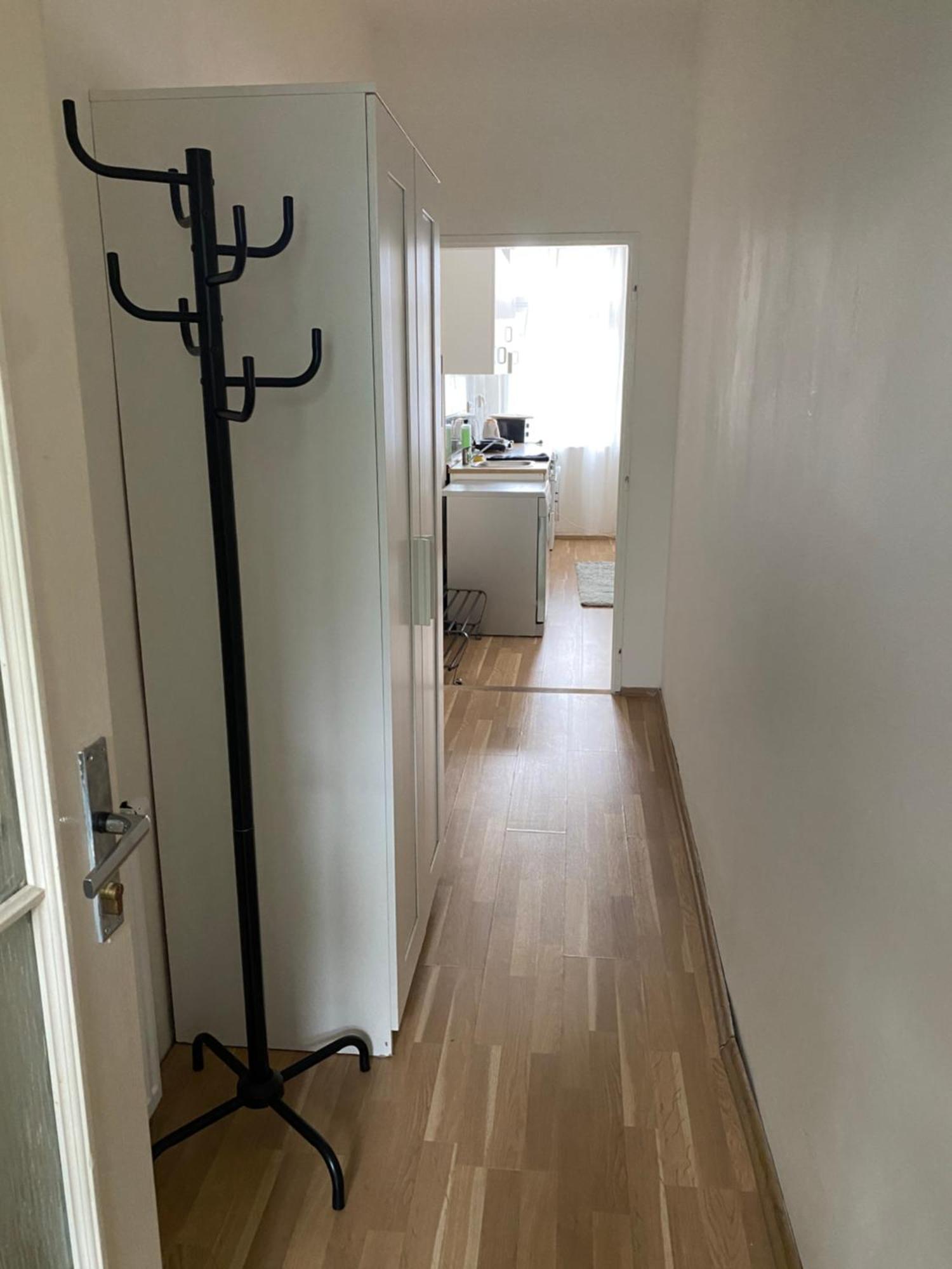 Roomy Close To Palmovka * Prague