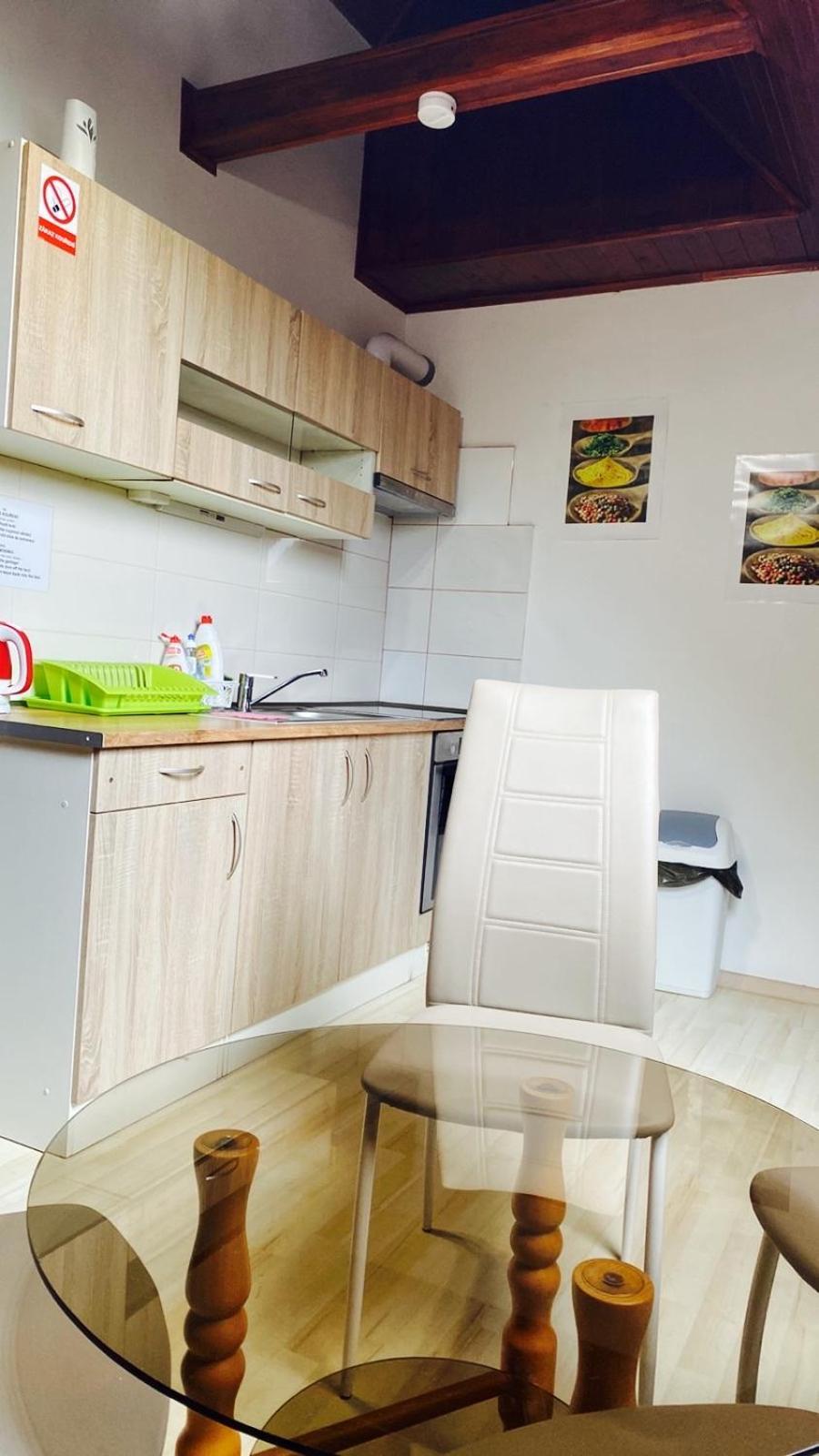 Apartment 3 In 1 Location *