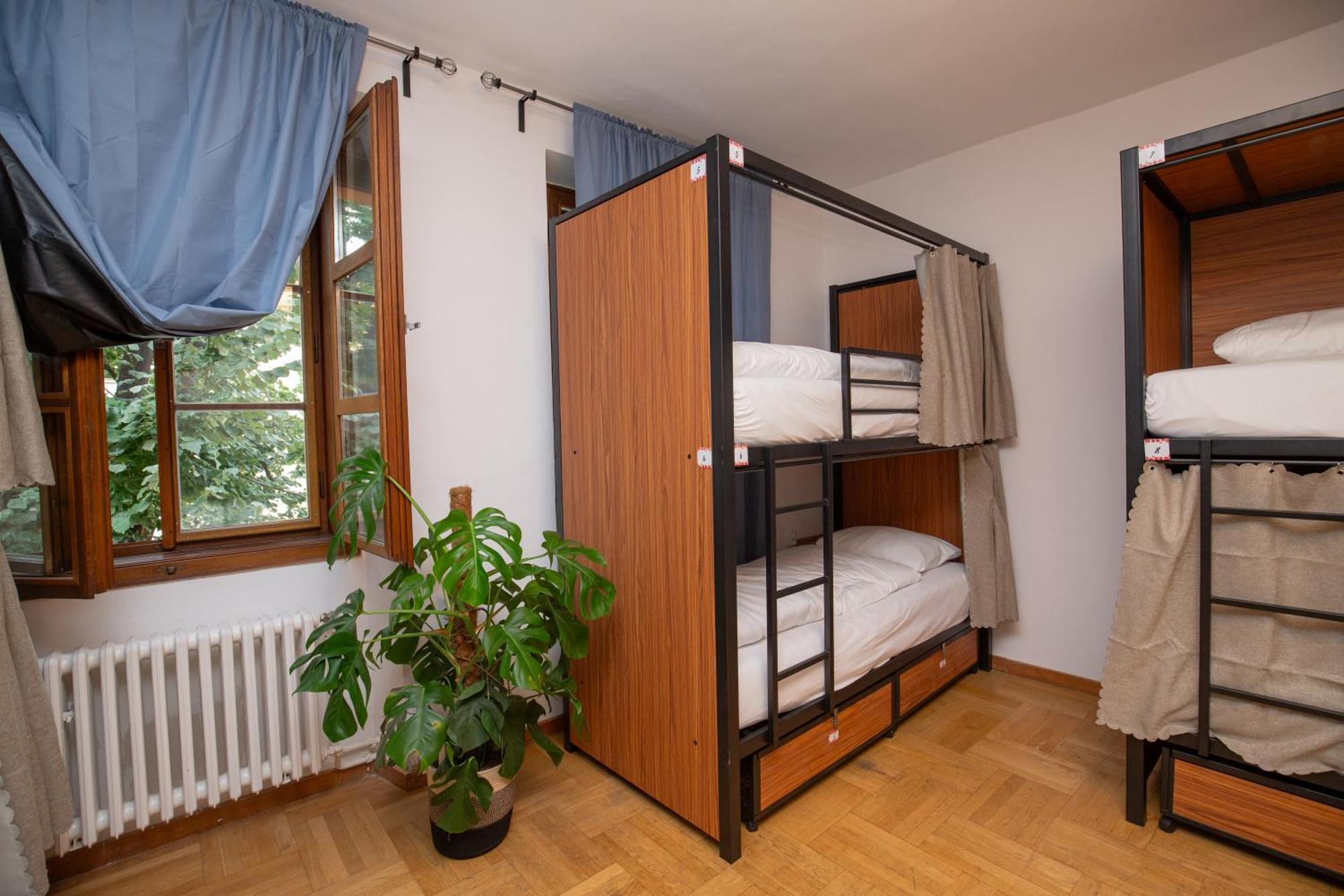 Hostel Women's Only - Female Only