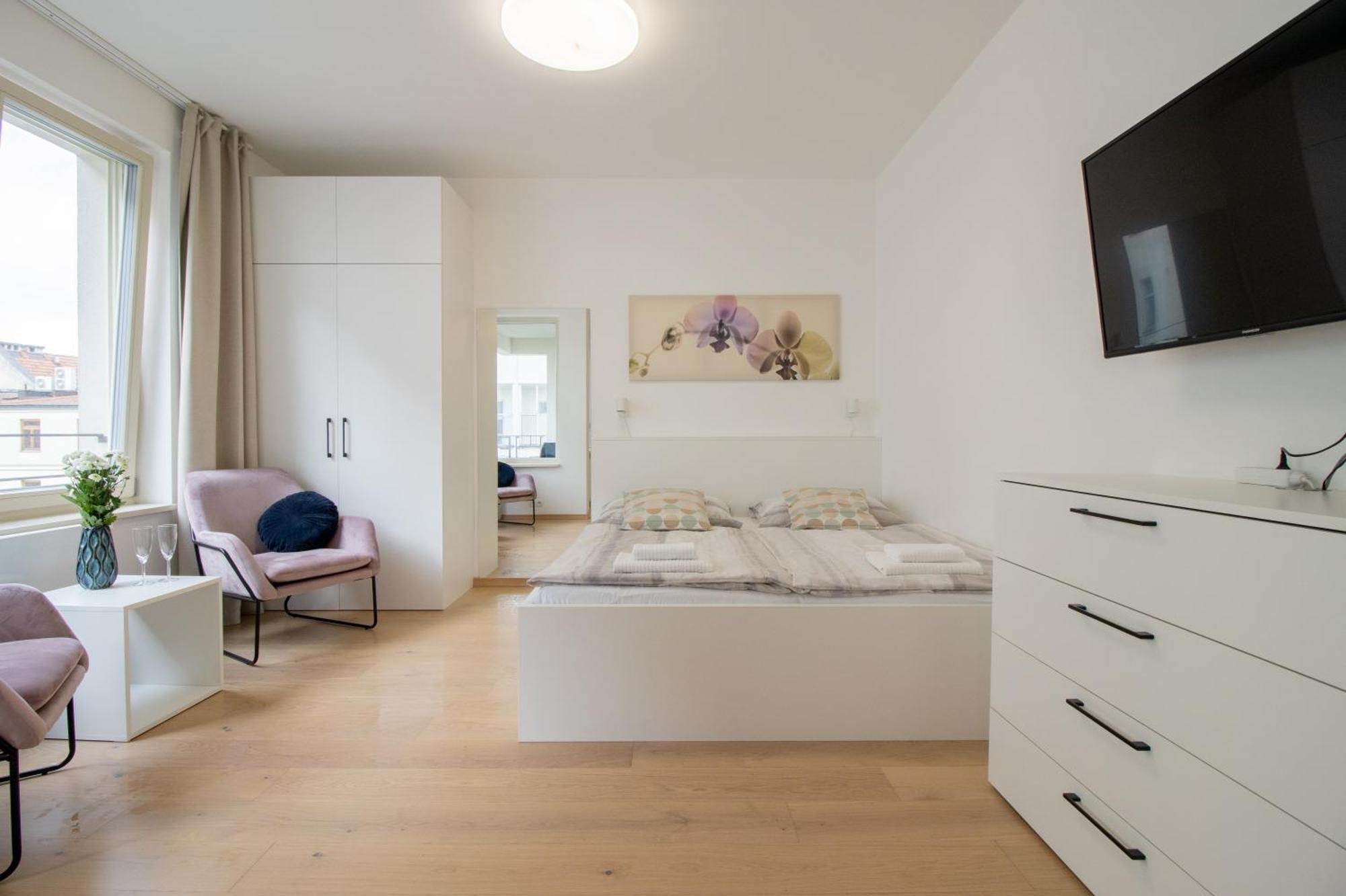Krakovska Apartment