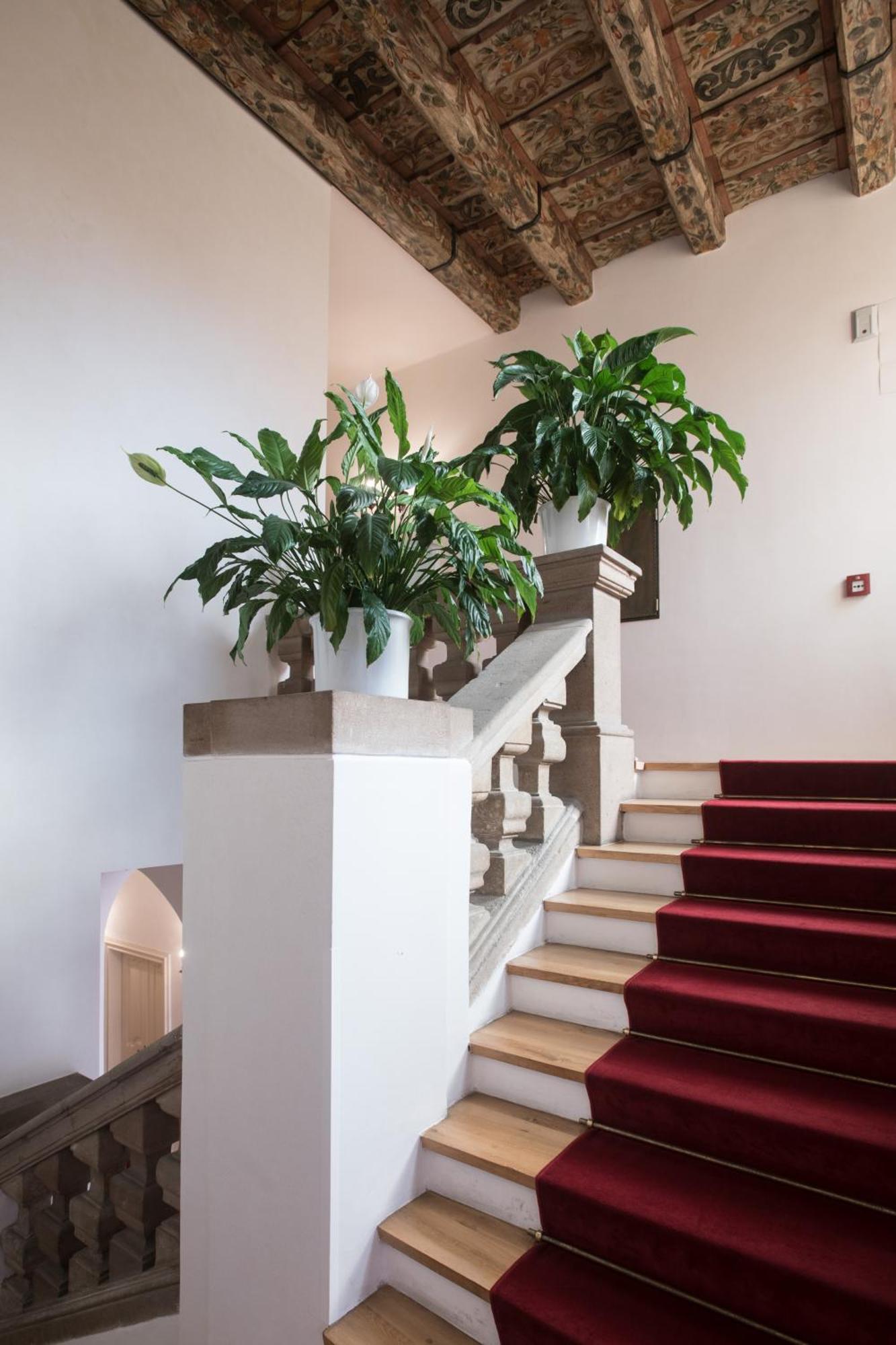 Opitzuv Dum Hotel *