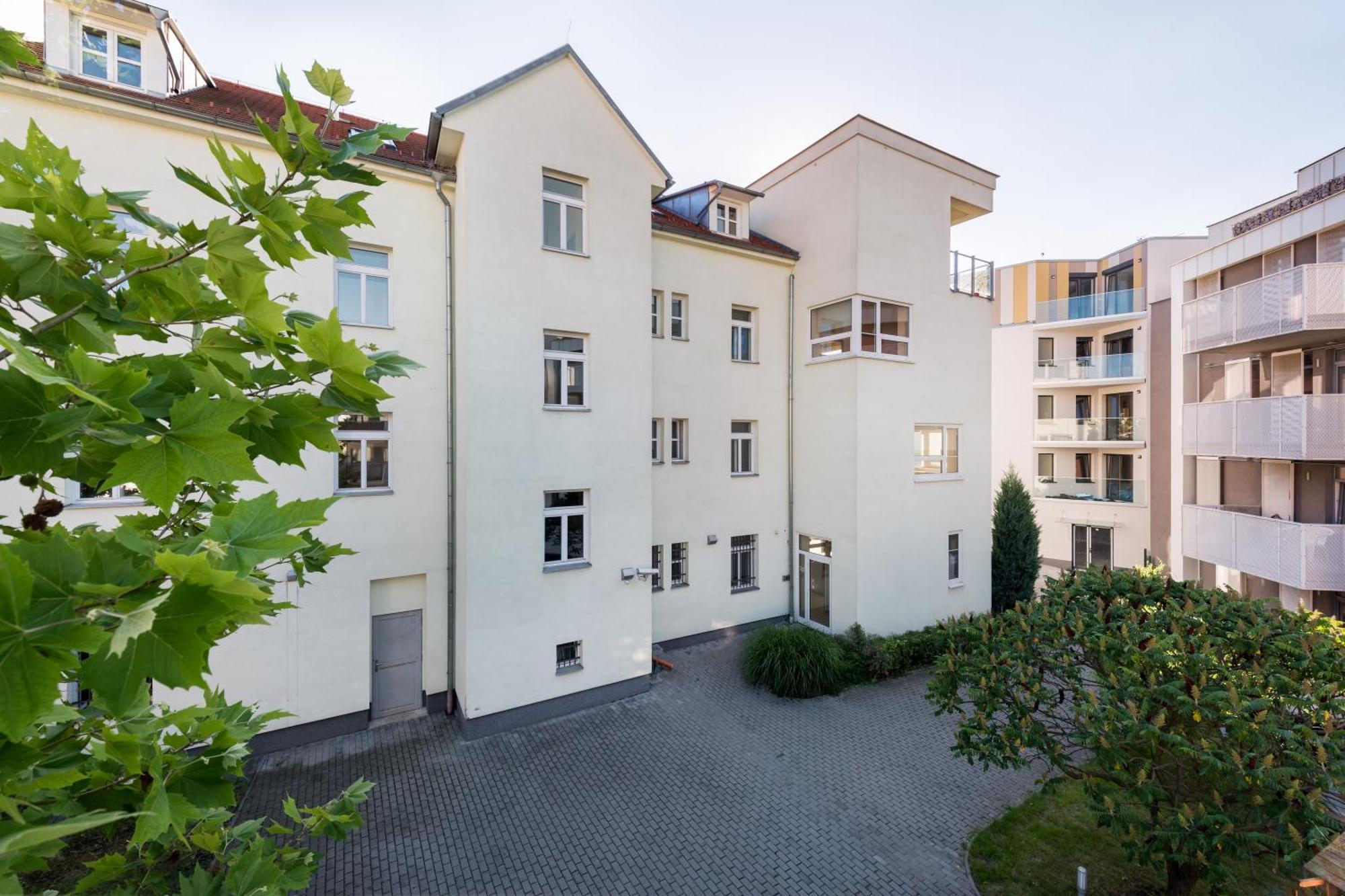 Veleslavin Apartment