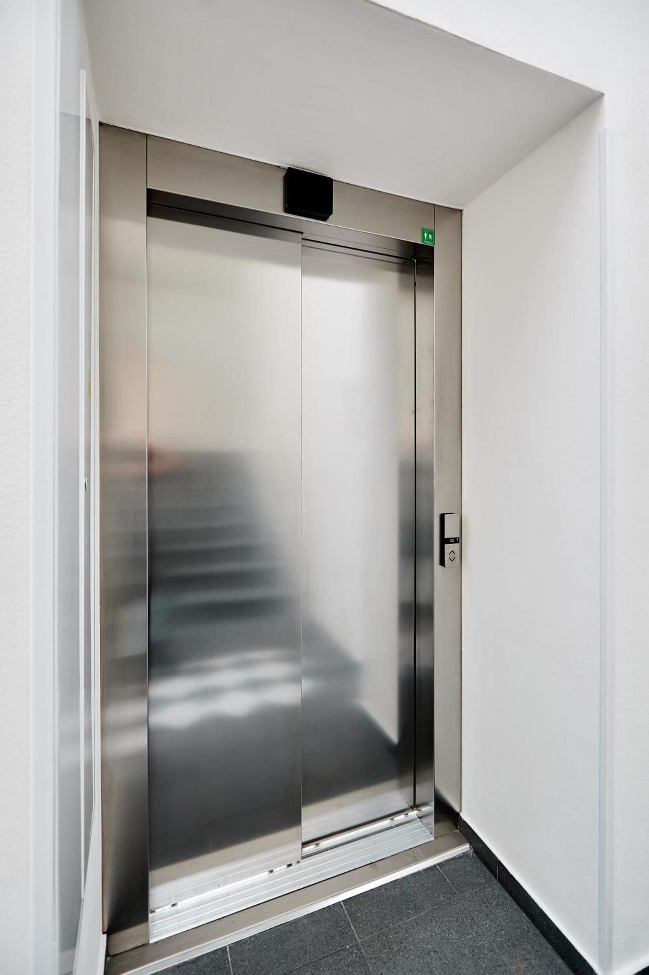 Aparthotel 44