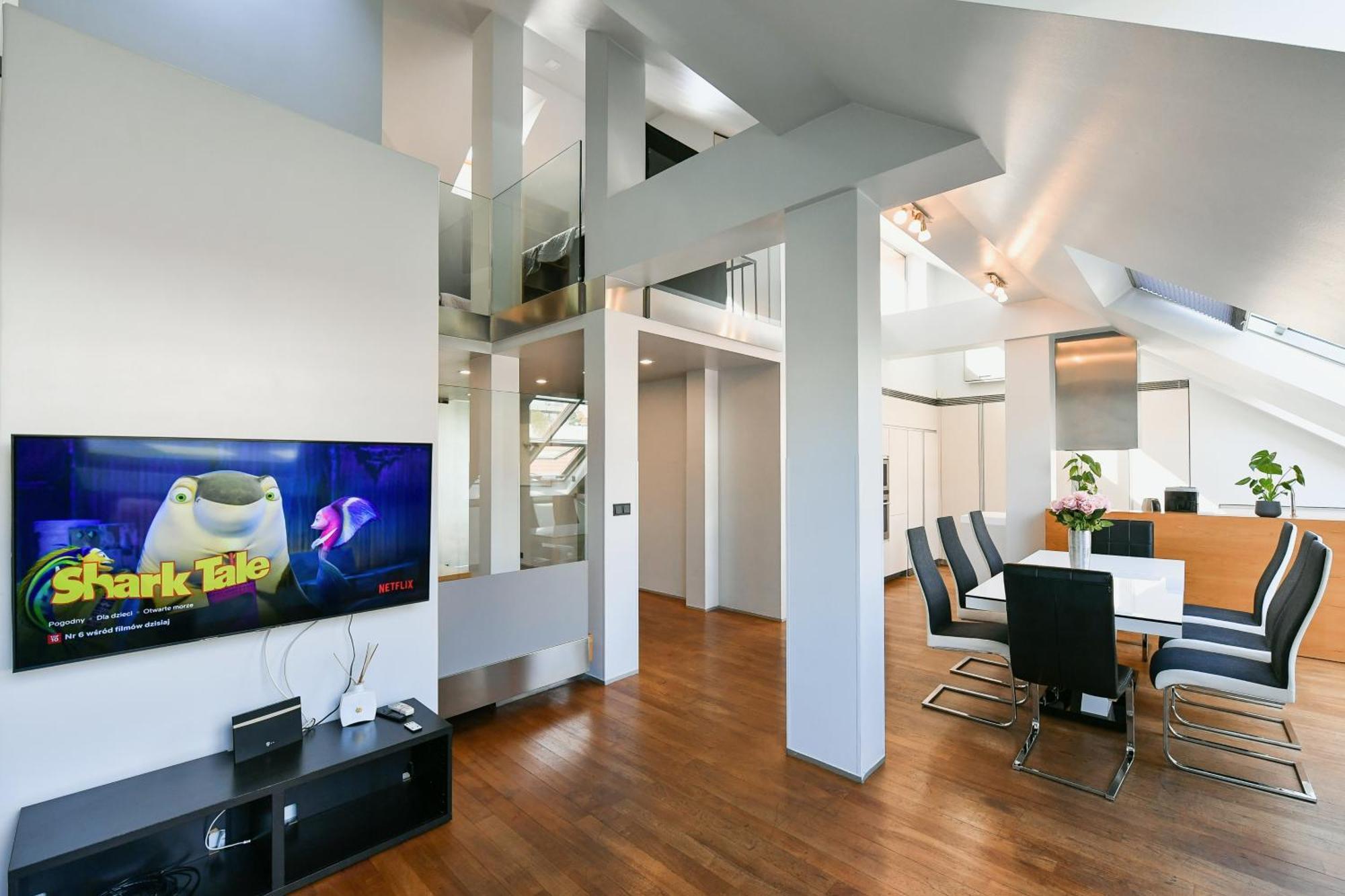 Luxury Duplex With Terrace *