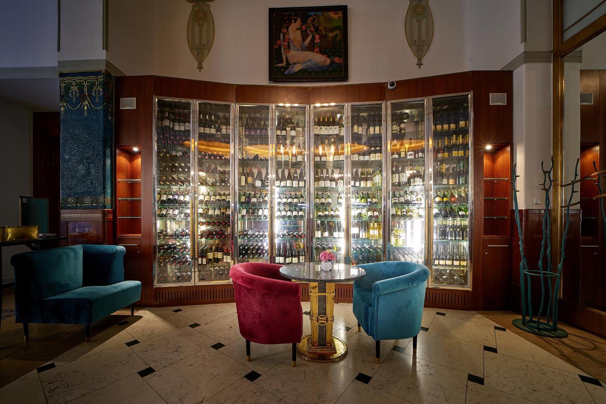 Paris Hotel 5*