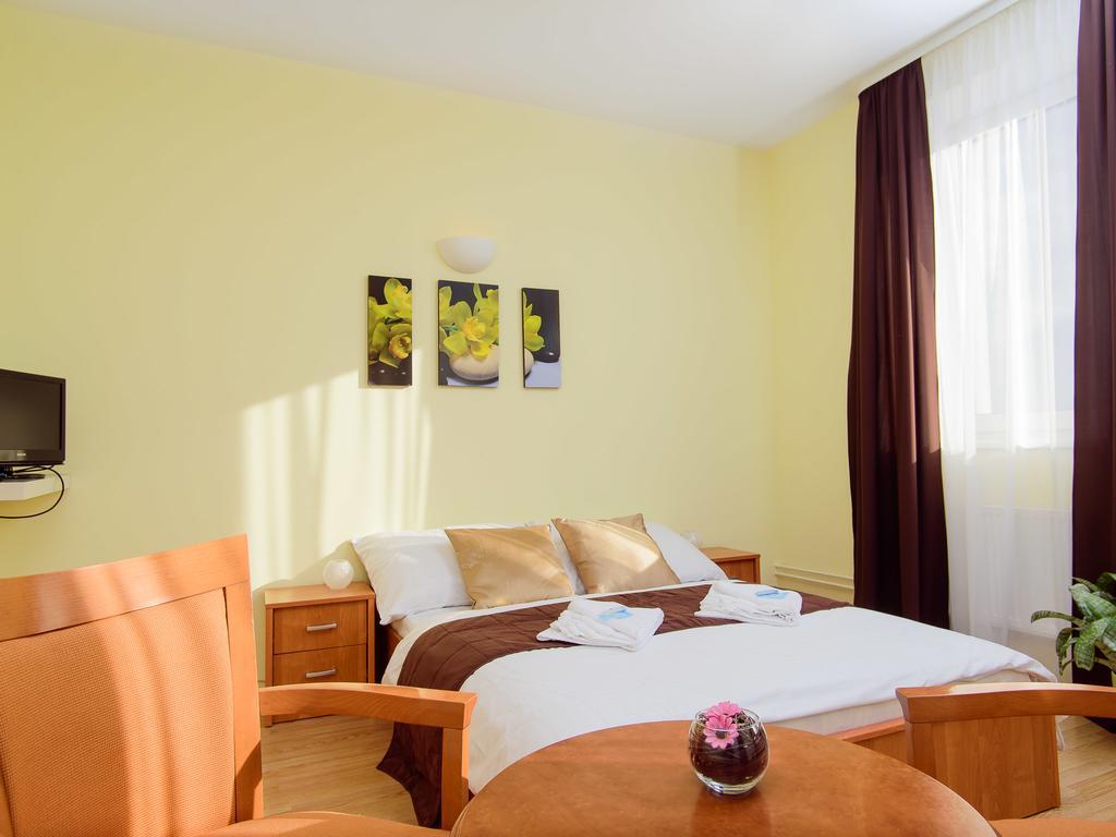 Brilliant 3* Prague