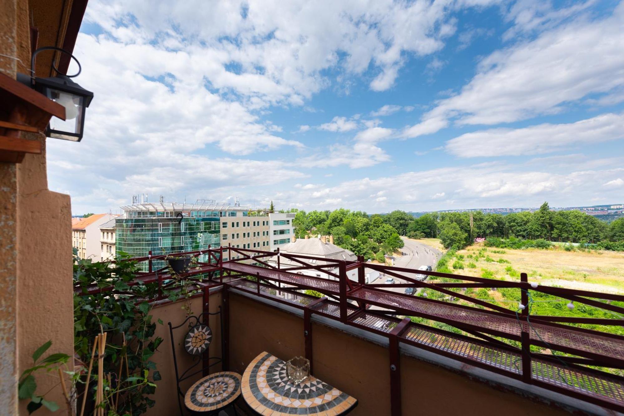 Victoria Design - Premium Ohrada Praha