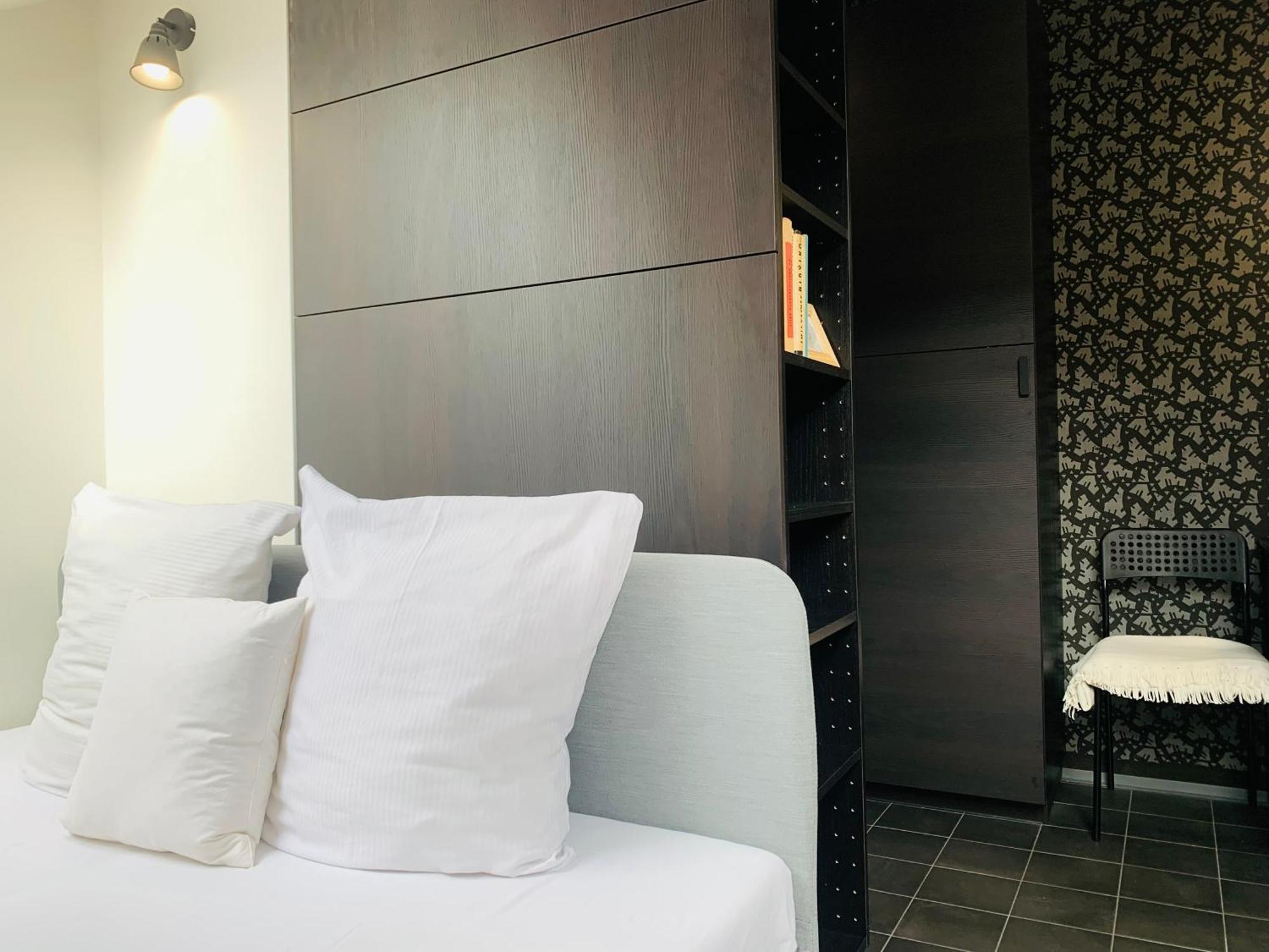 Cozy Friendly Place With Free Parking Apartment