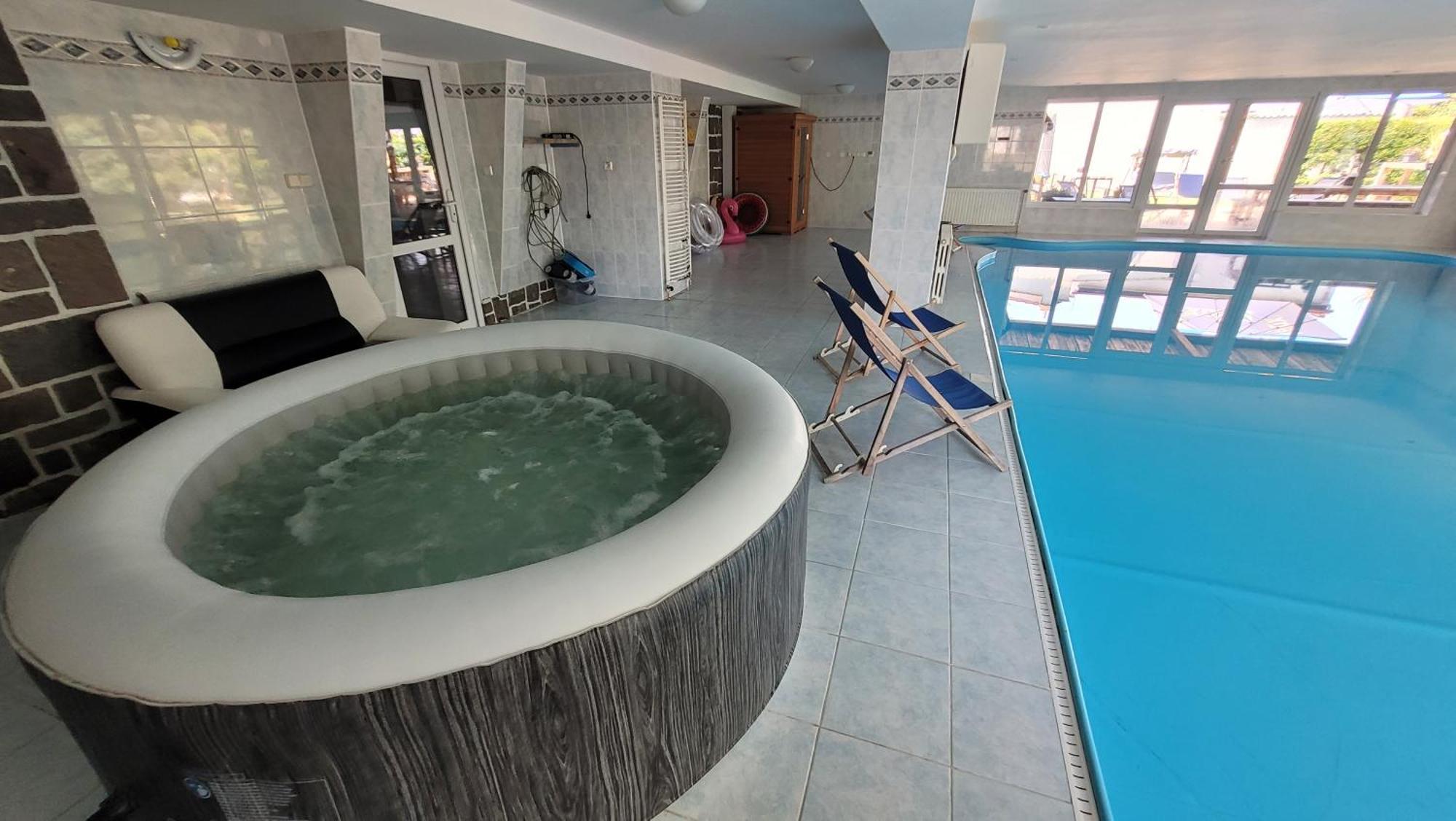Wellness Aqua House Villa Prag