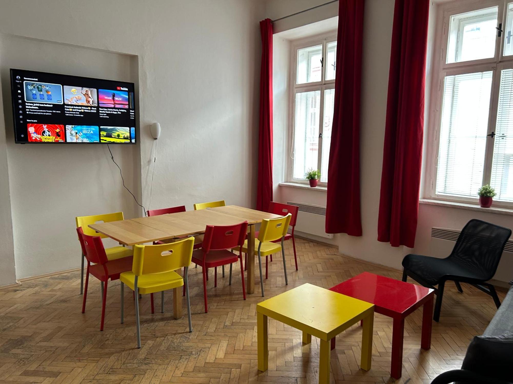 Party House - Ve Smeckach 18, Center!! Apartment Prag