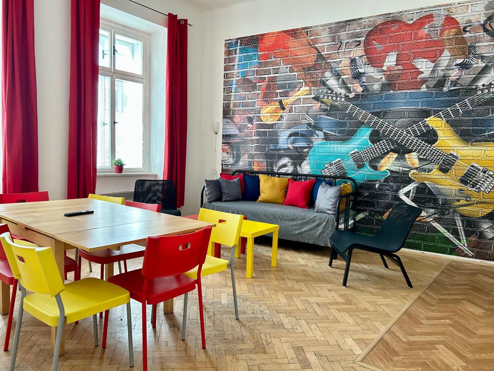 Apartment Party House - Ve Smeckach 18, Center!! Prag