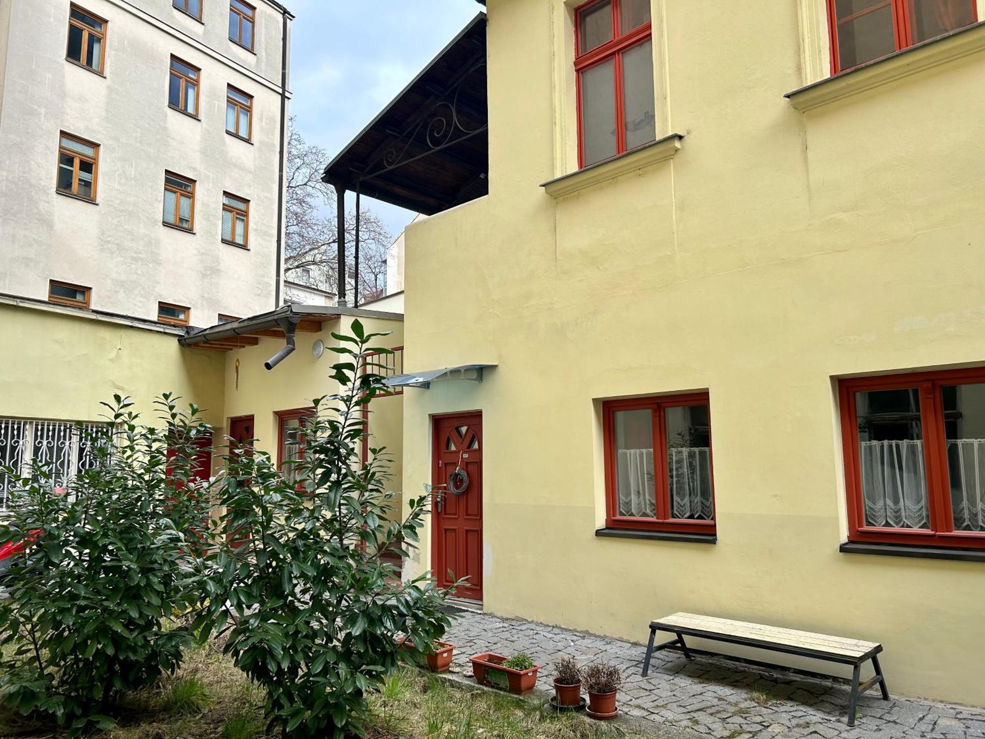 Party House - Ve Smeckach 18, Center!! Lägenhet Prag